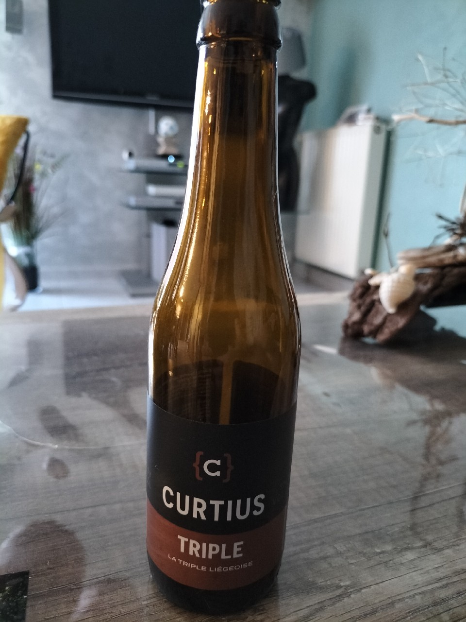 Curtius Triple, Belgium