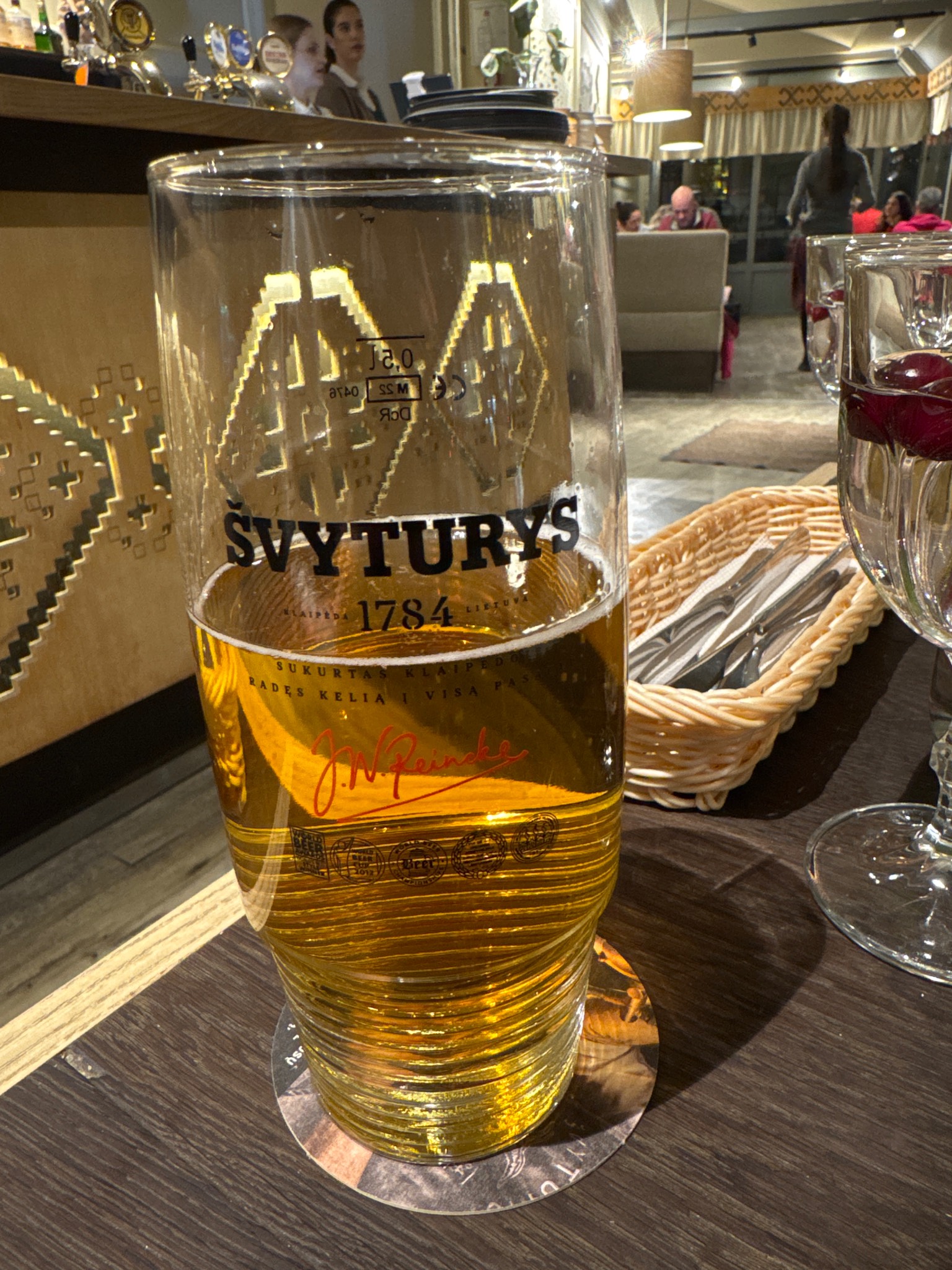 Švyturys Ekstra / Ekstra Premium Beer, Švyturys (Carlsberg)