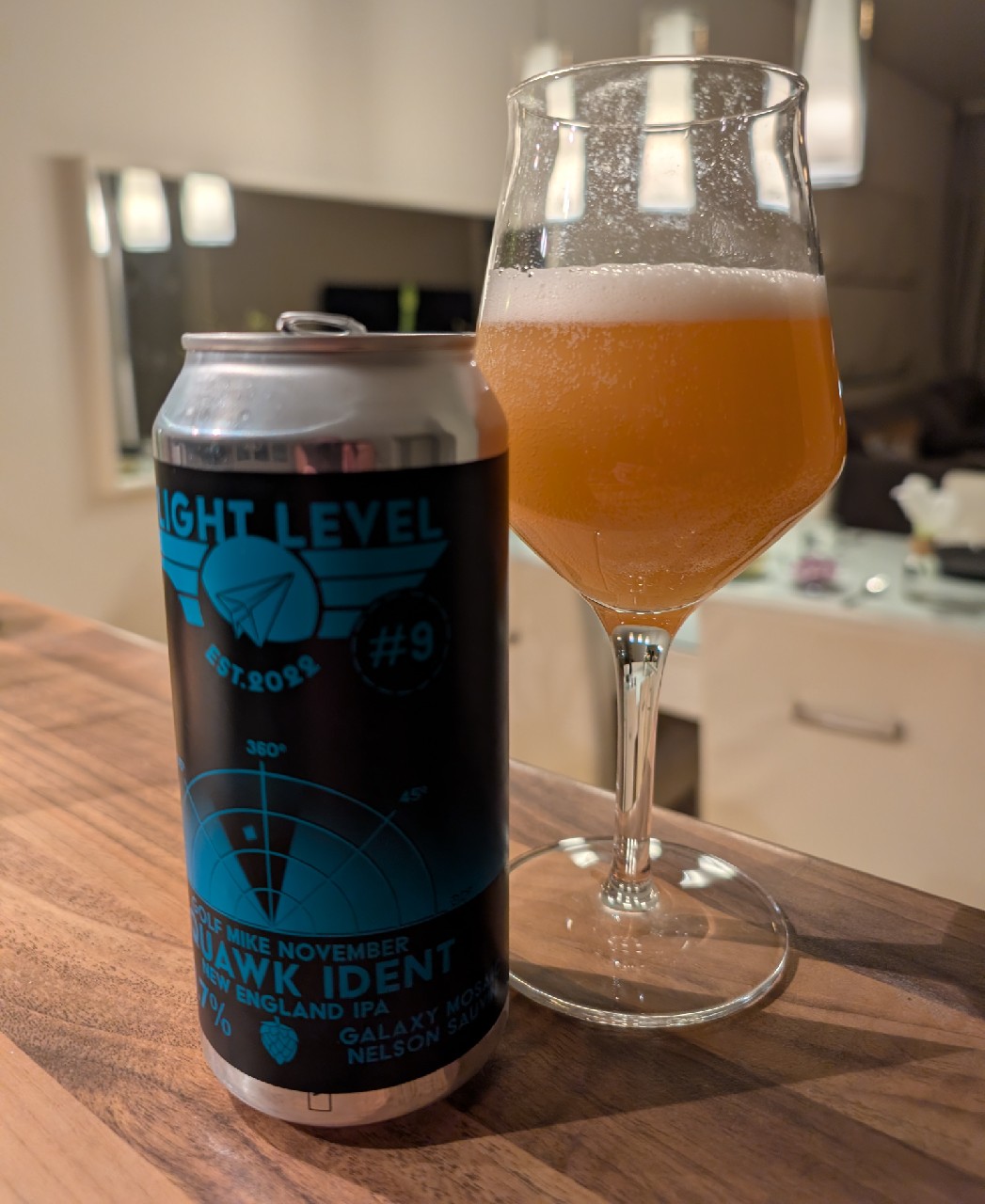 golf mike november squawk ident, Finland