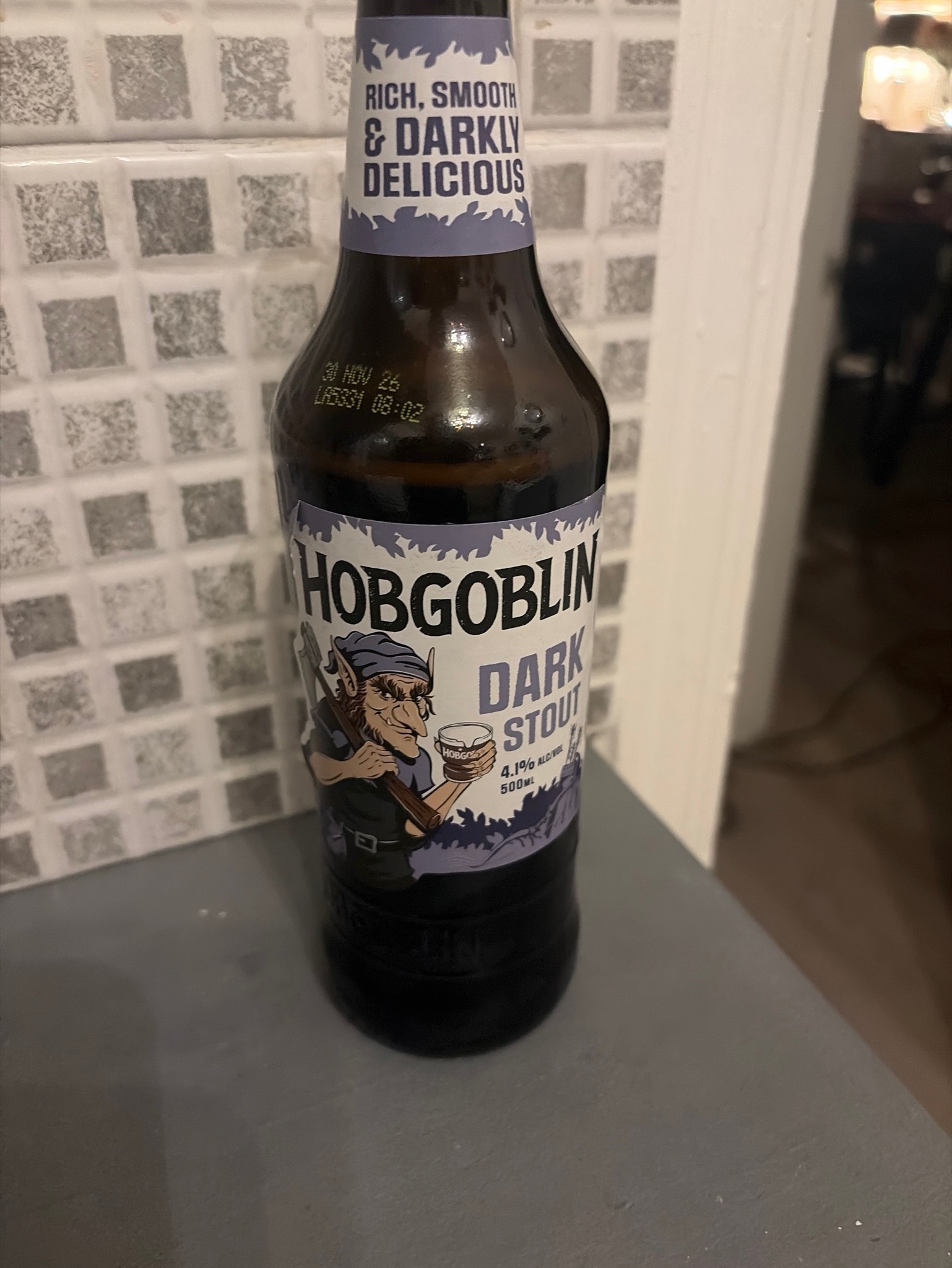 Hobgoblin Stout, Wychwood Brewery (Marston's Brewery)