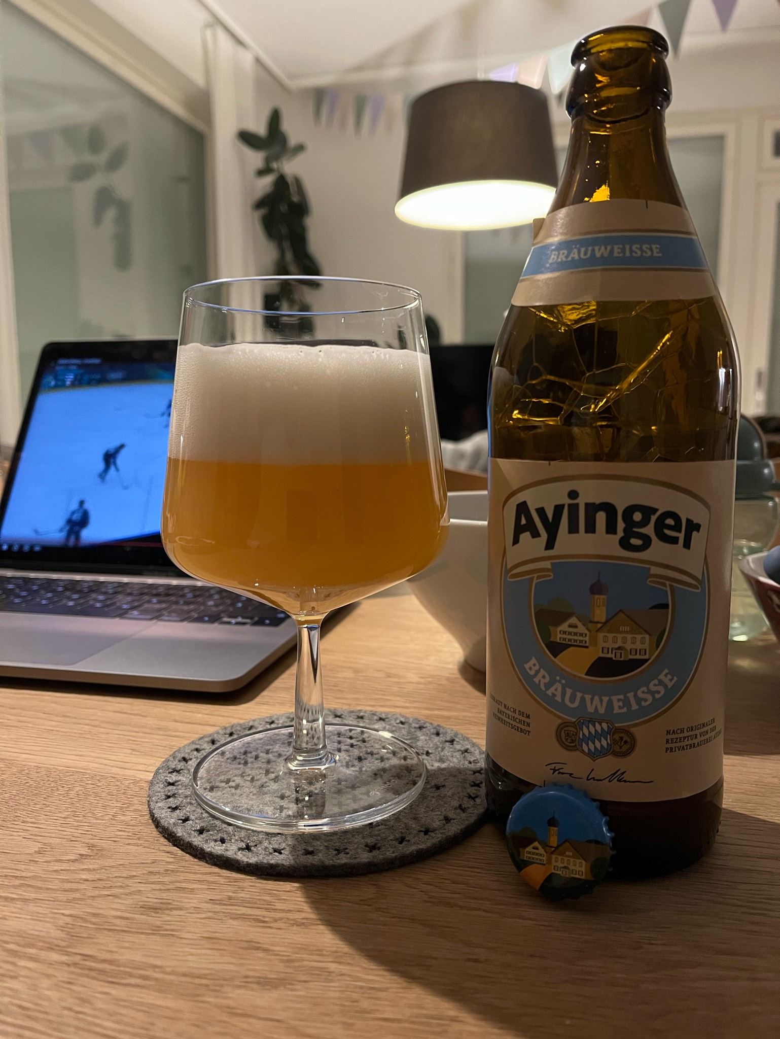 Ayinger Bräuweisse, Ayinger Privatbrauerei