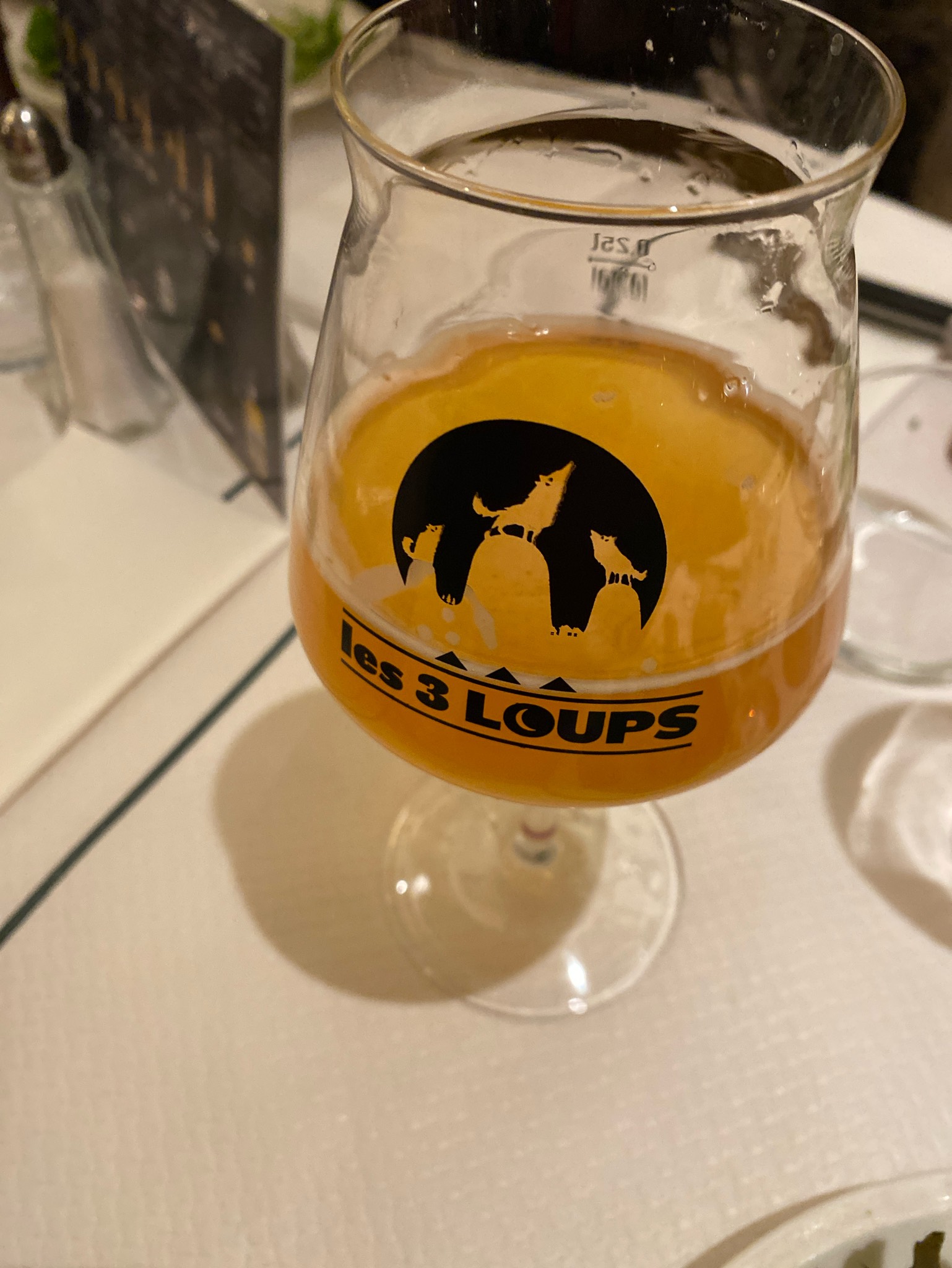 Les 3 Loups Blonde, Les 3 Loups