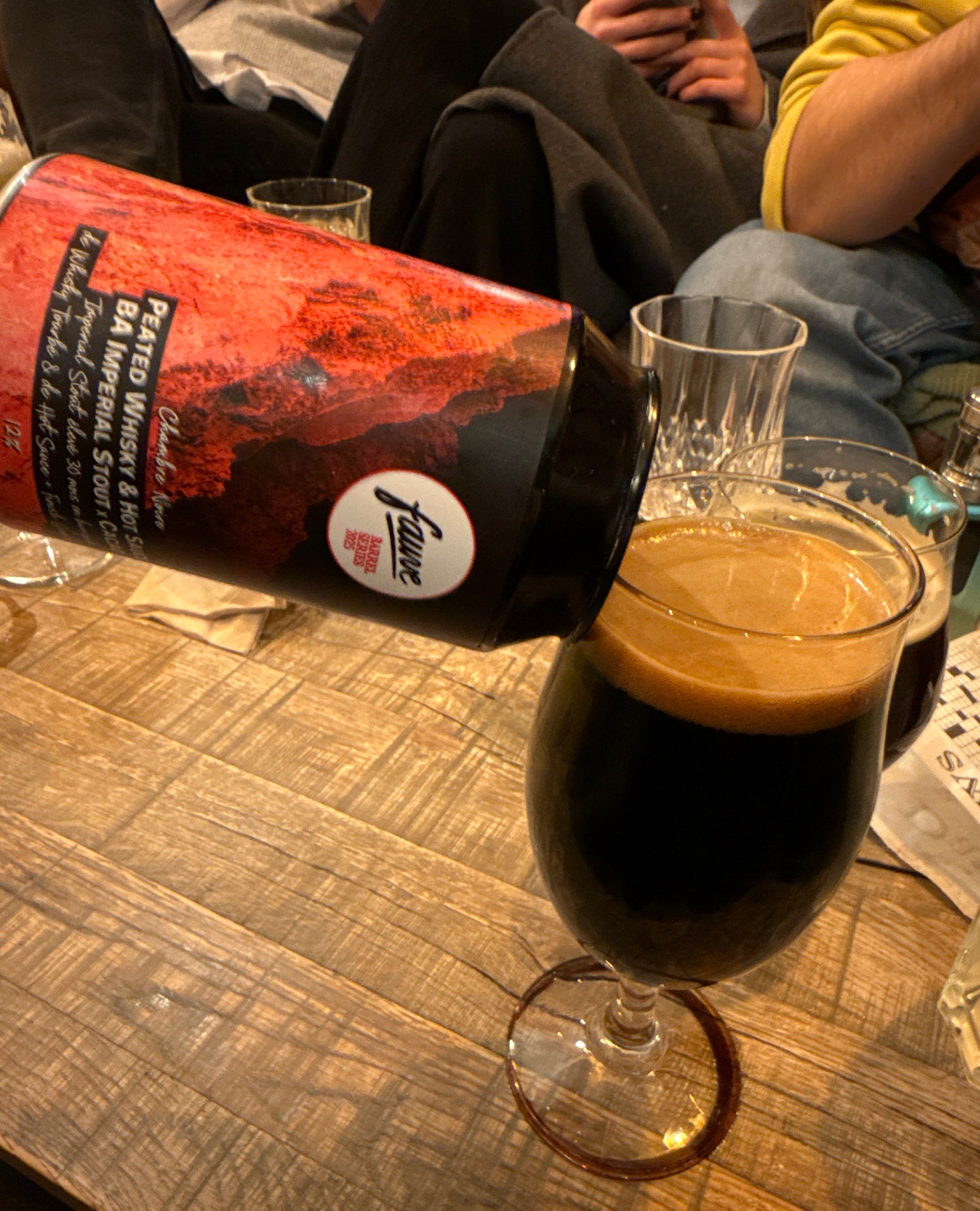 Chambre Noire, Fauve