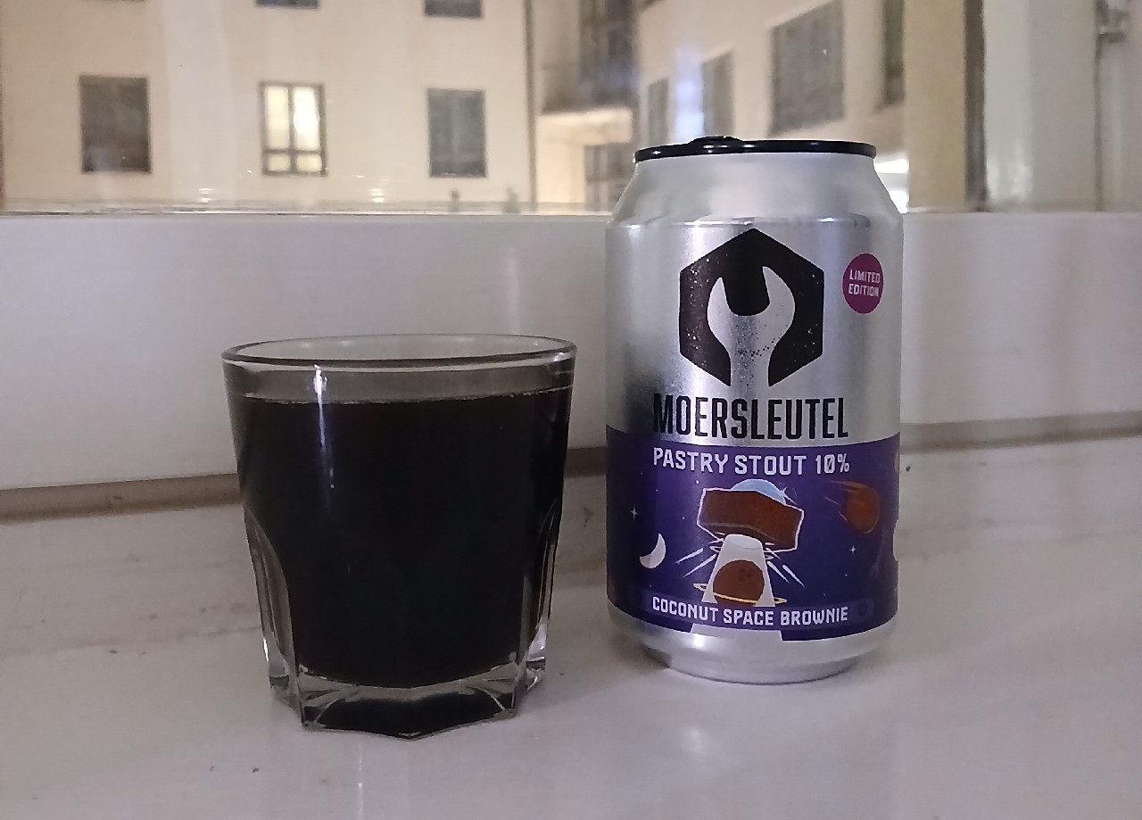 Coconut Space Brownie, Netherlands