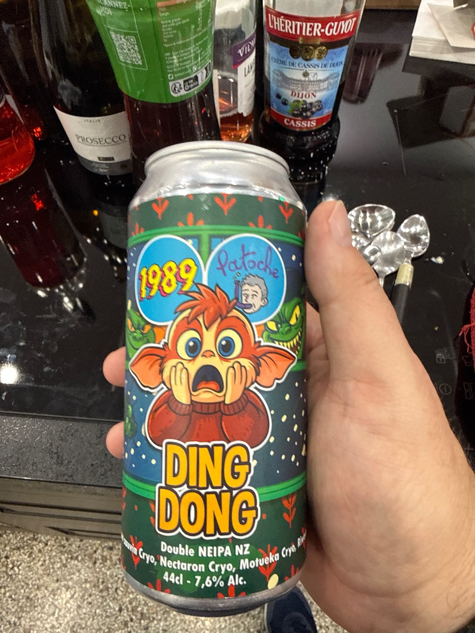 Ding Dong, France