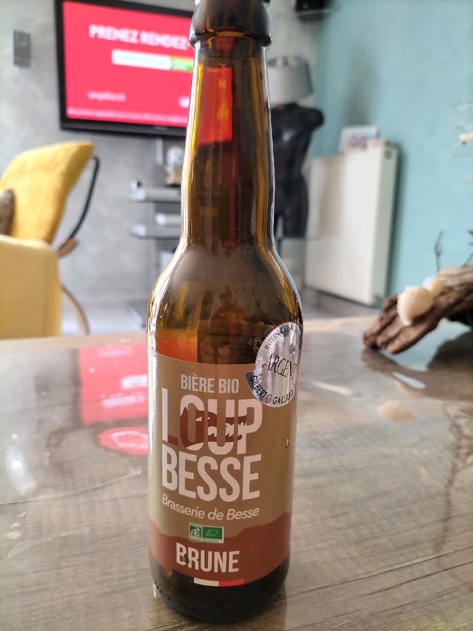 Loup Besse Brune, Brasserie Du Sancy