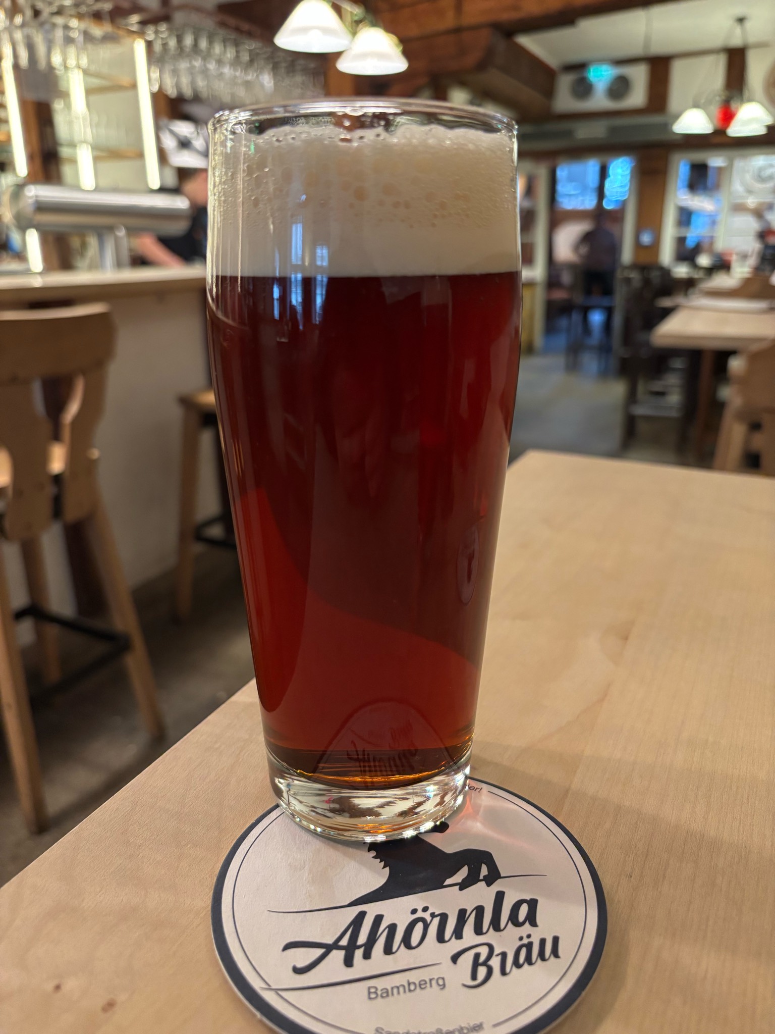 Ahörnla Rot, Ahörnla