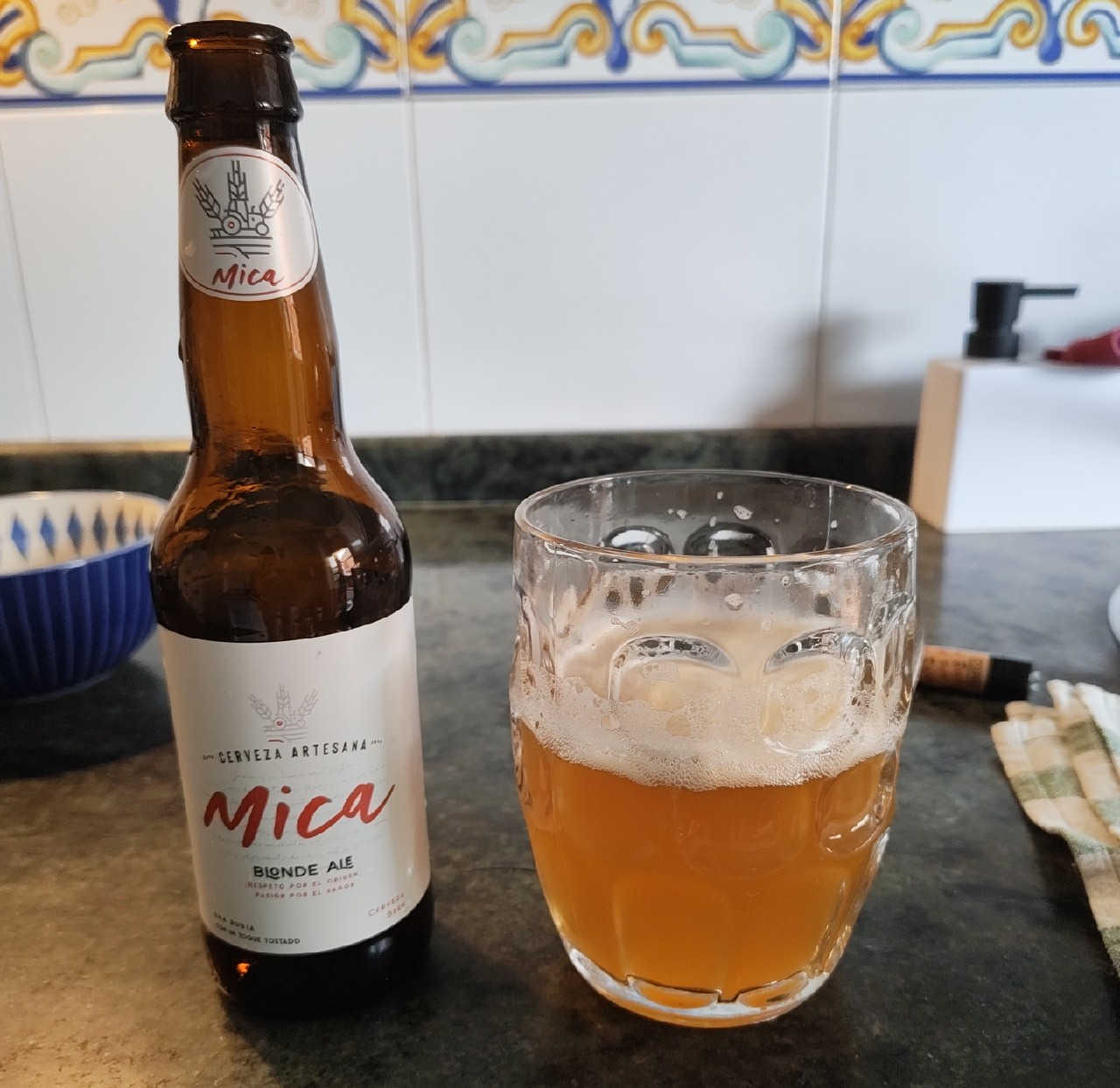 Mica Oro Ale Premium, Cerveza Mica de la Sierra