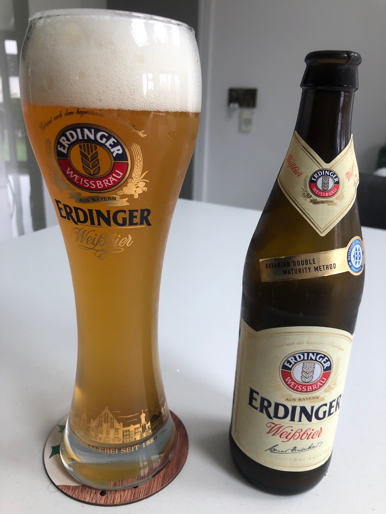 Erdinger Weißbier / Hefe-Weizen, Erdinger Weissbräu
