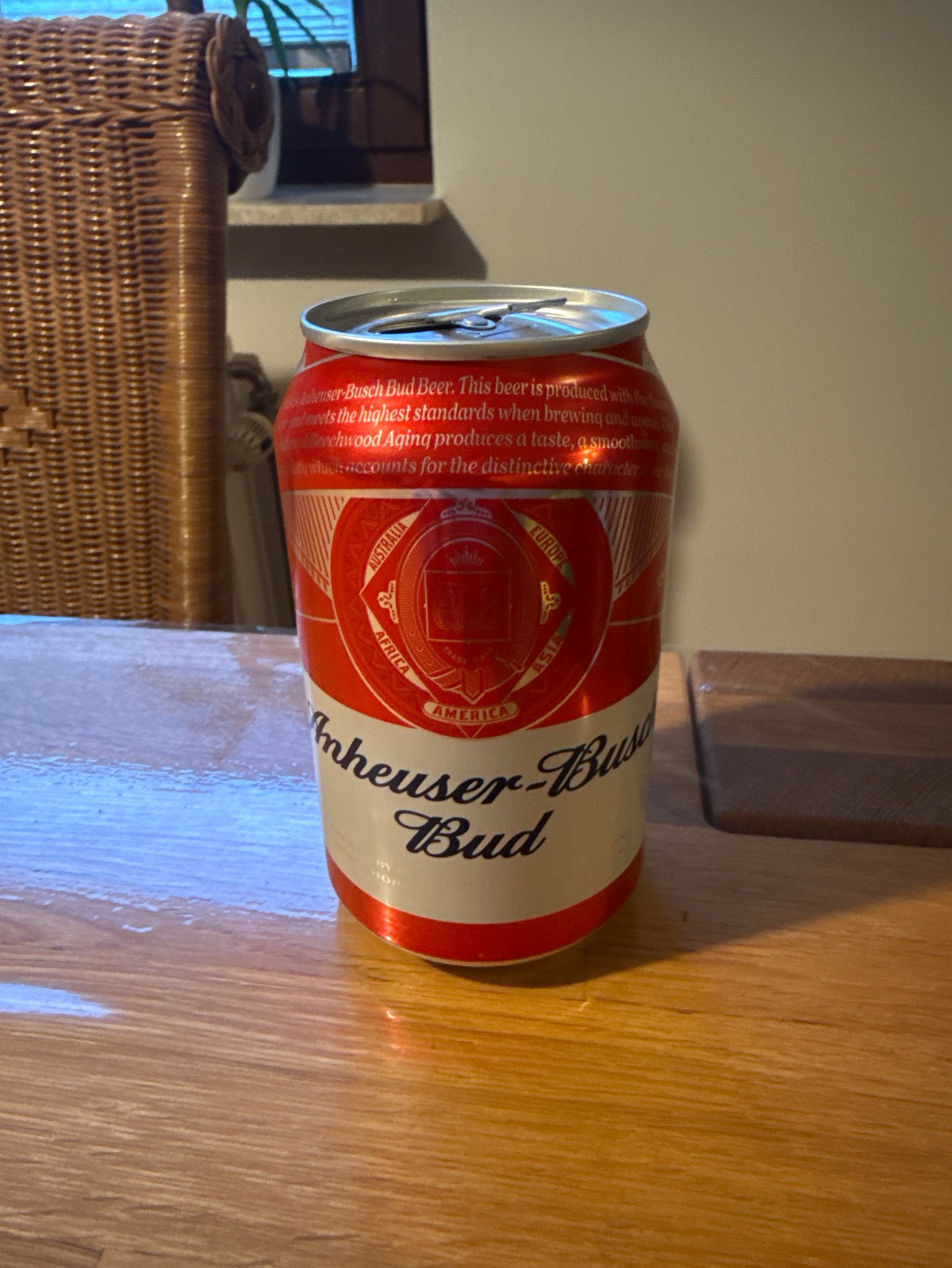 Budweiser / Bud, Anheuser-Busch InBev