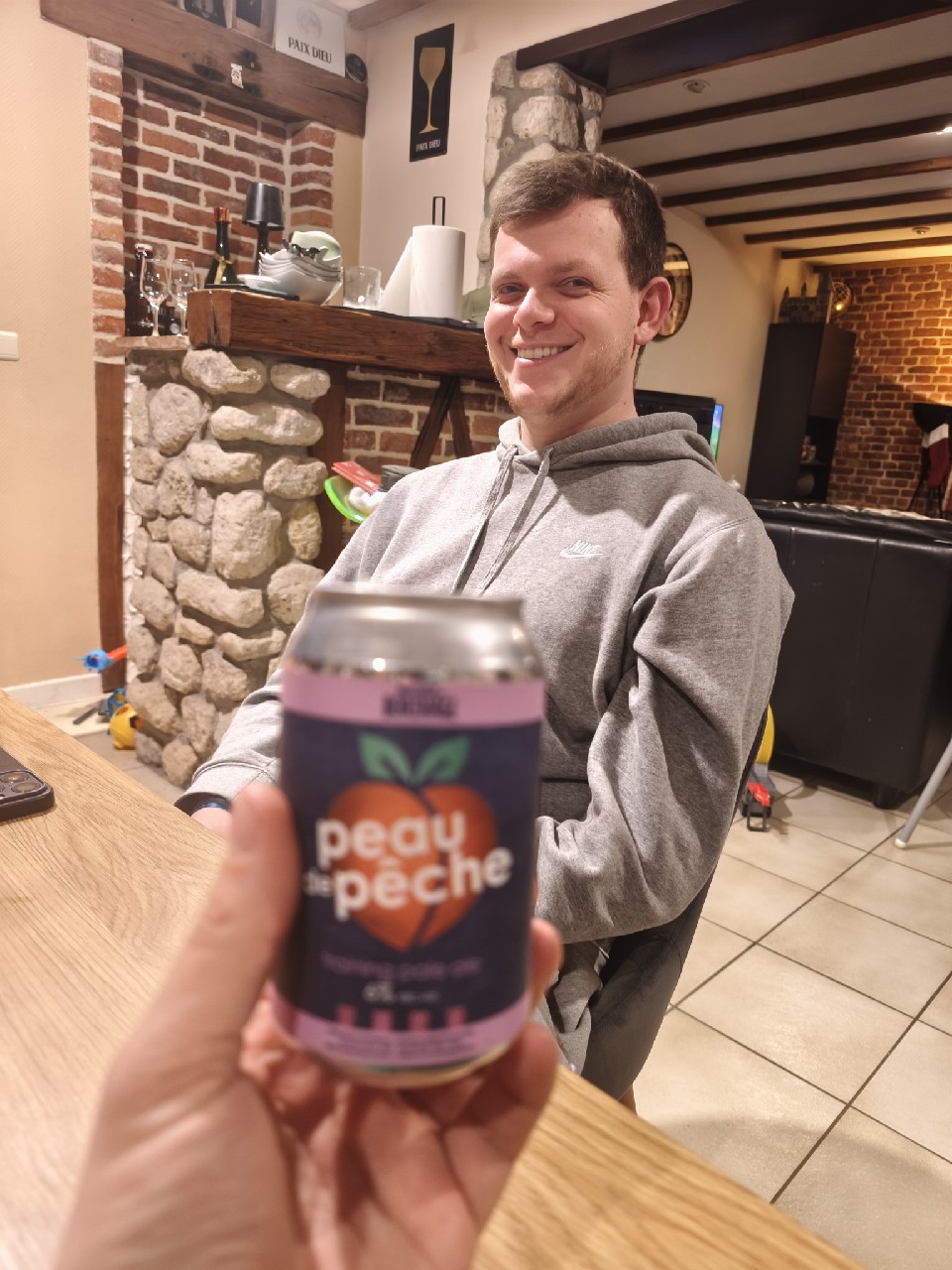 Peau de Pêche, Belgium