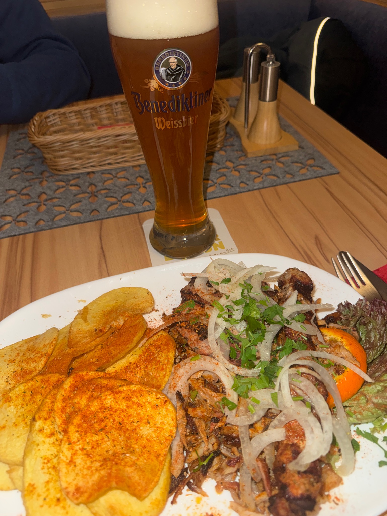 Benediktiner Weißbier Naturtrüb, Germany