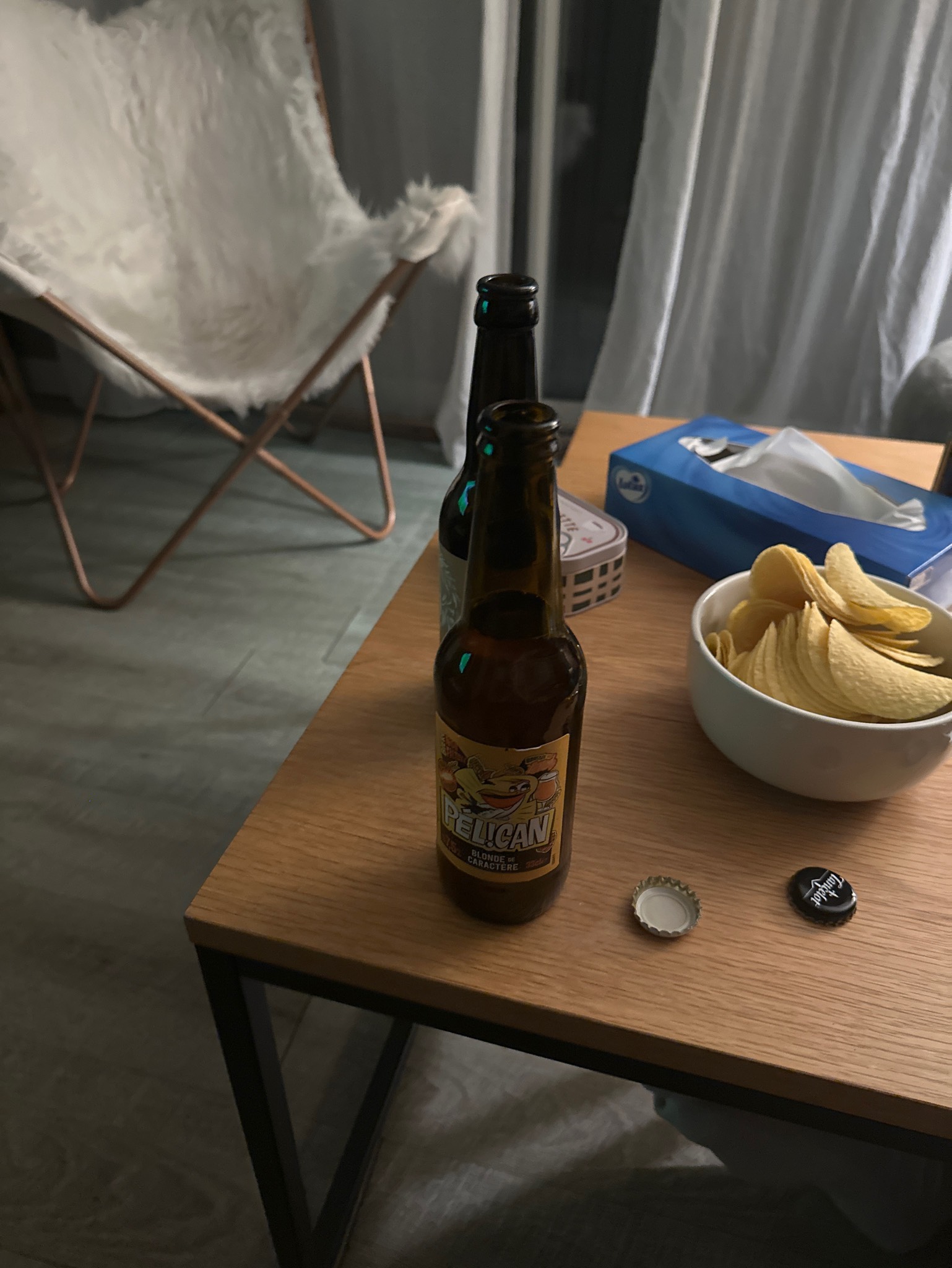 Pélican Blonde, France