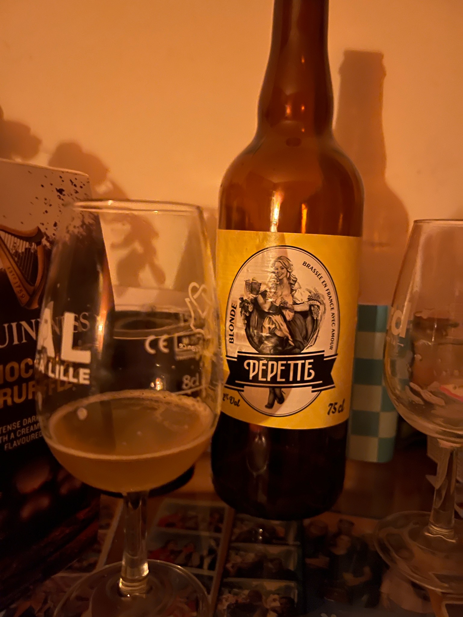 Pépette Blonde, France