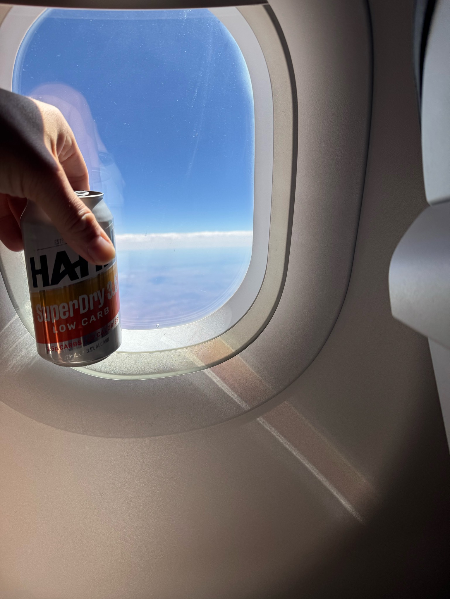 Hahn Super Dry 3.5, Hahn Brewing Company (Lion Co.)