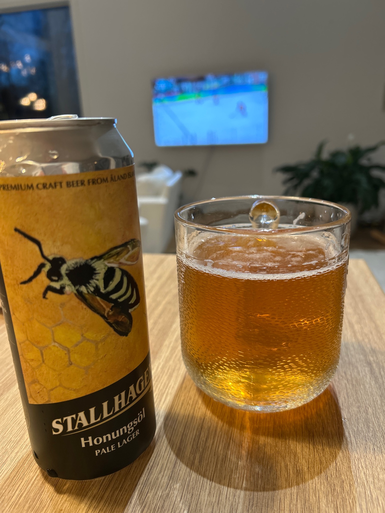 Honungsöl 4.7%, Finland