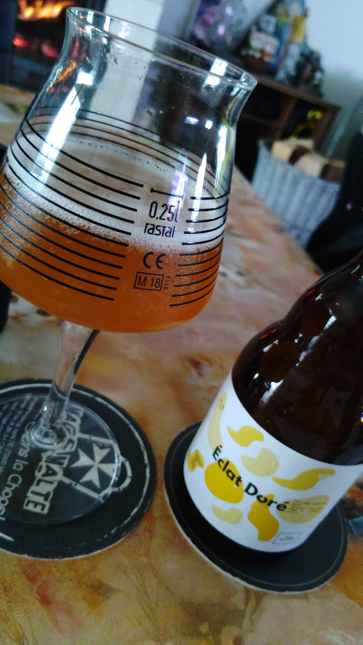 Éclat Doré, Univers Noz