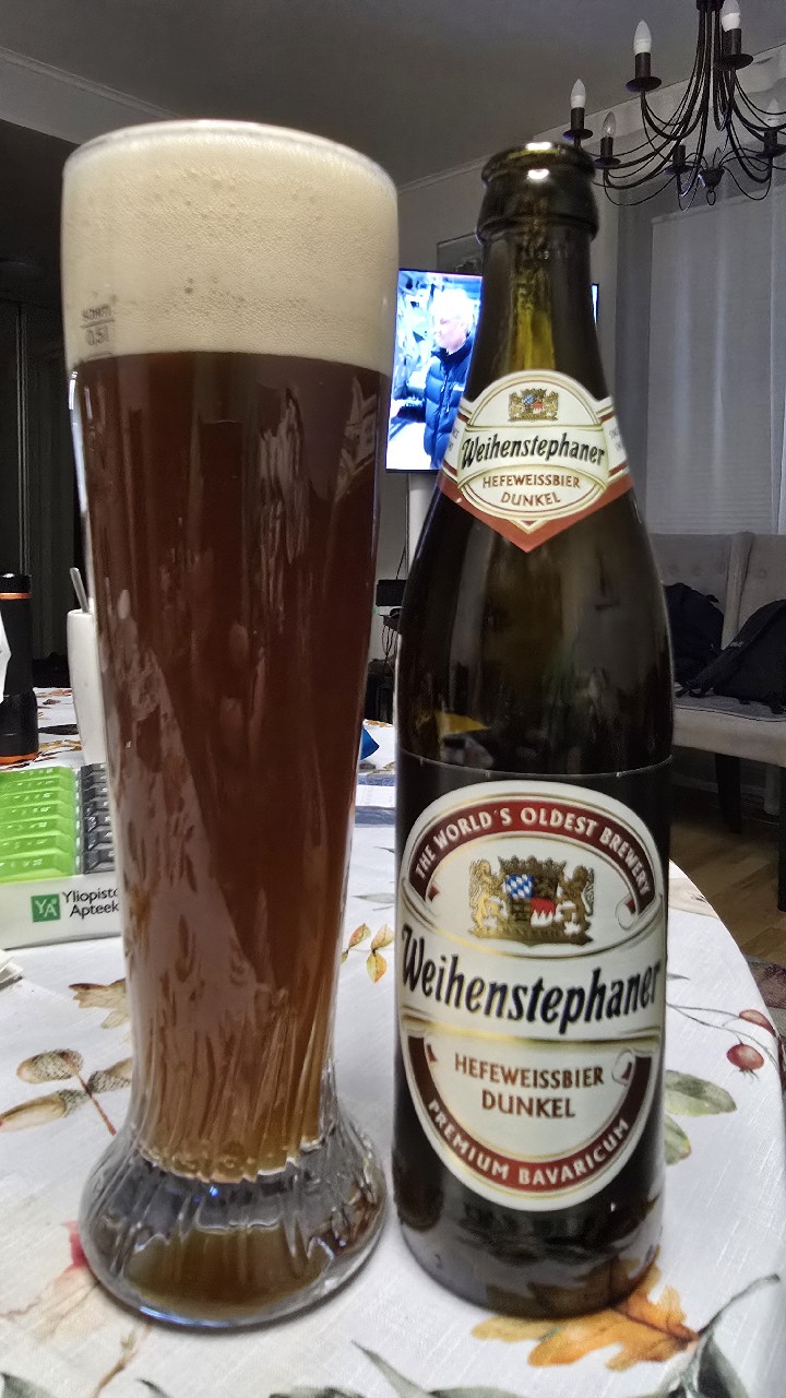 Weihenstephaner Hefeweissbier Dunkel, Bayerische Staatsbrauerei Weihenstephan