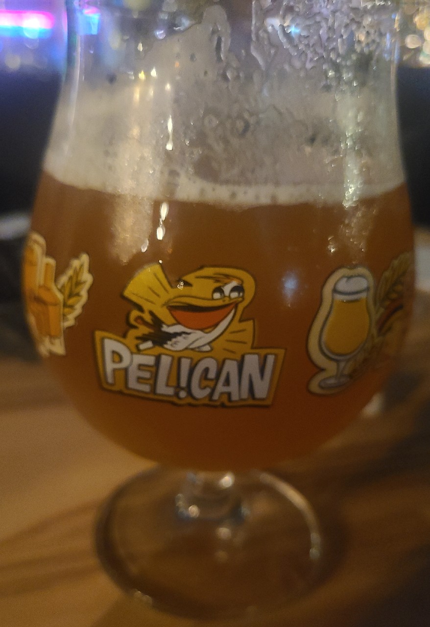 Pélican Blonde, France