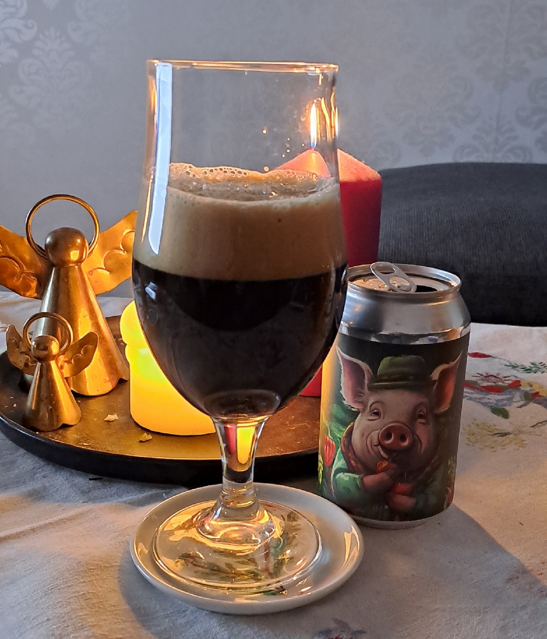 Chill in black edition, Två Feta Grisar