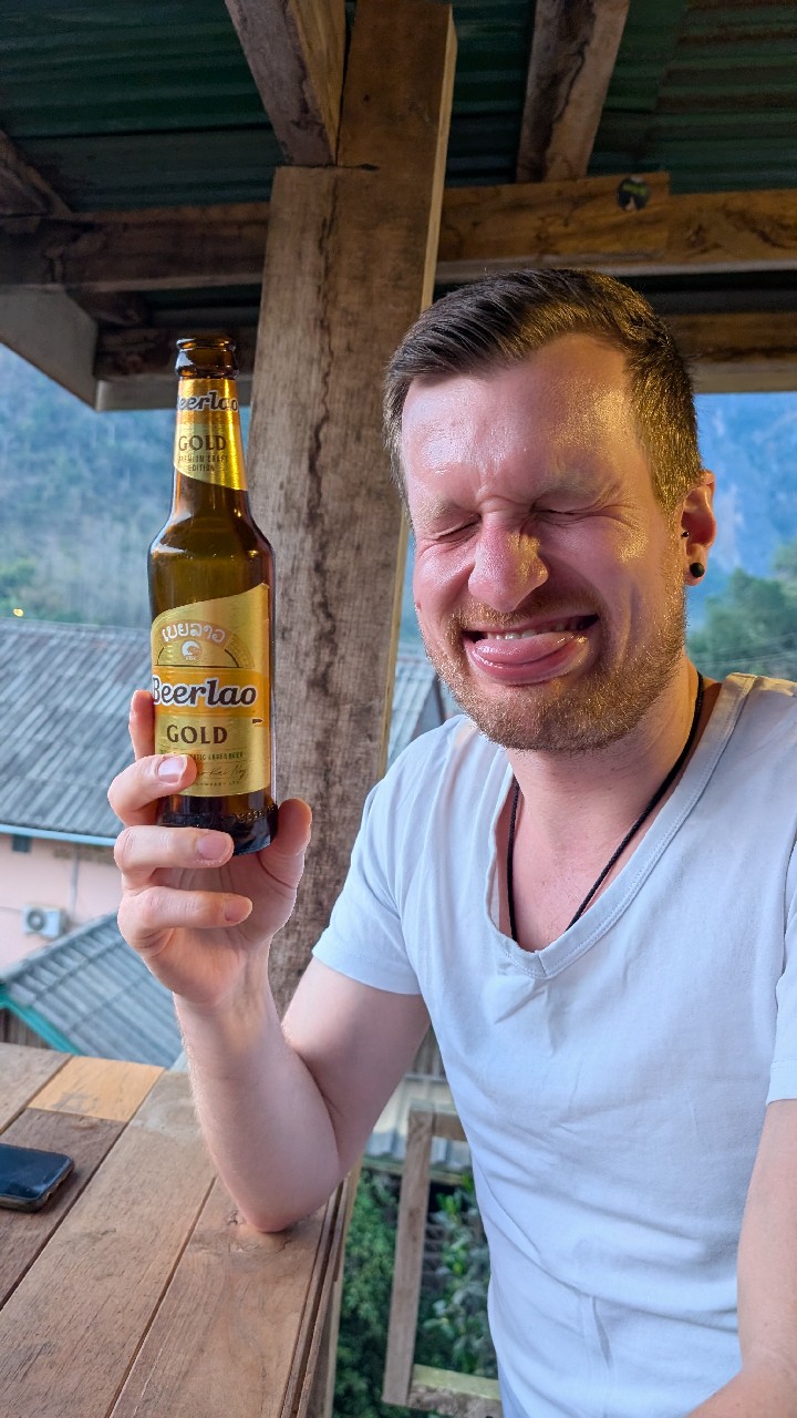 Beerlao gold, Lao Brewery Company (Carlsberg)