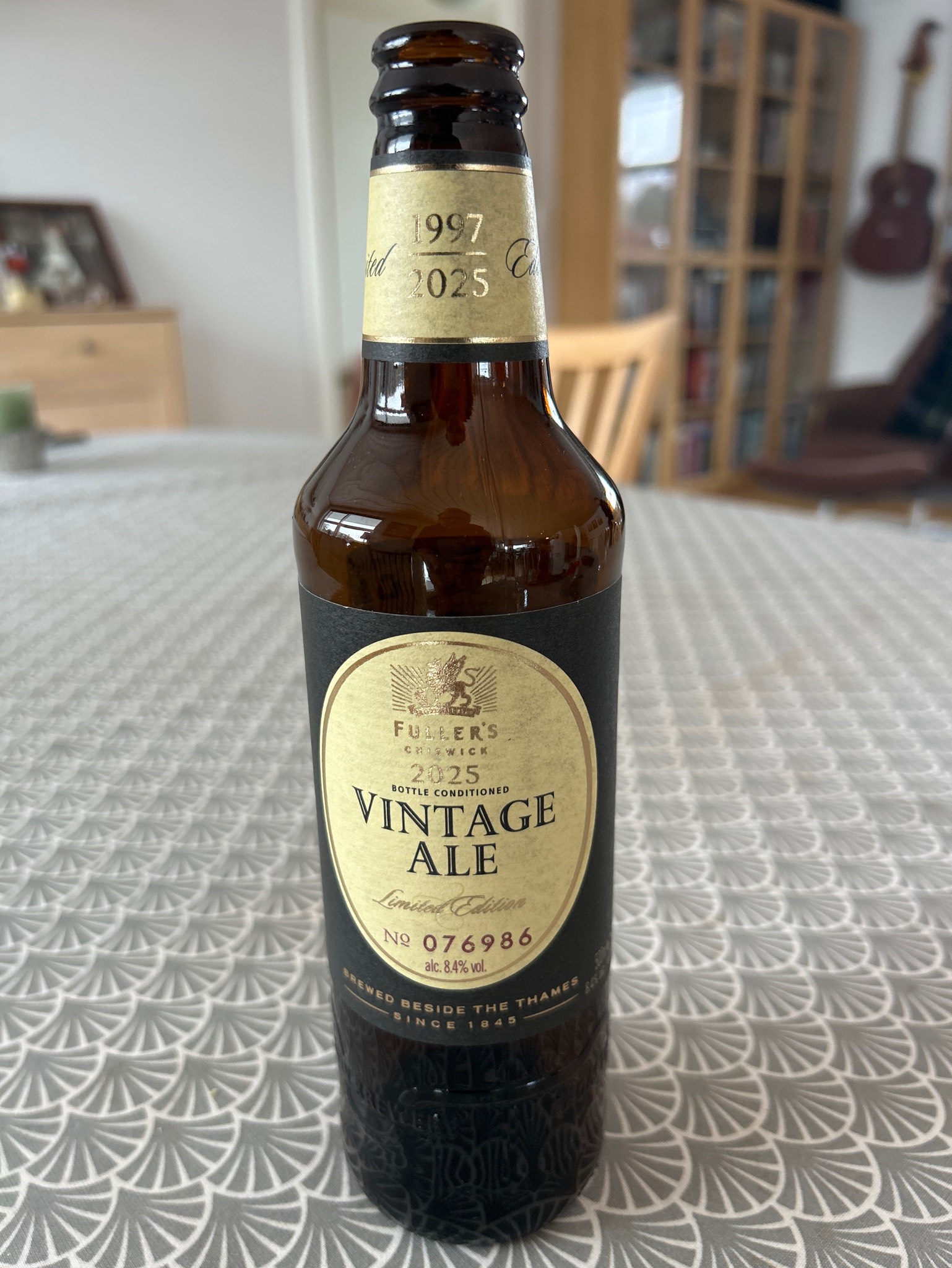 Vintage Ale (2025), Fuller's Griffin Brewery (Asahi Breweries)