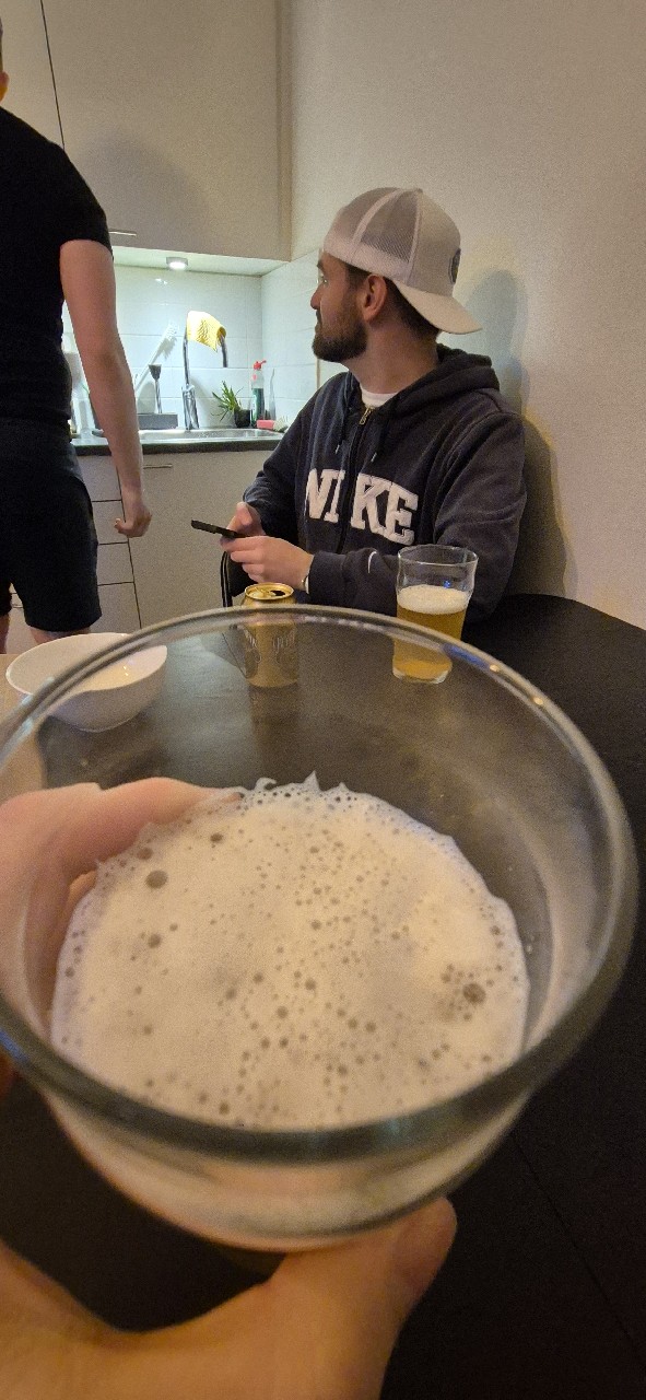 Guldkällan 4.8%, Sweden