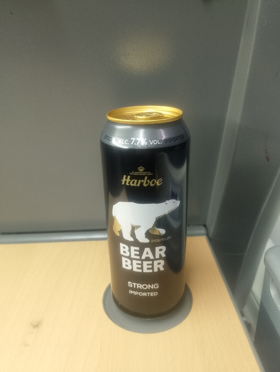 Bear Beer Strong Lager, Harboe's Brewery A / S