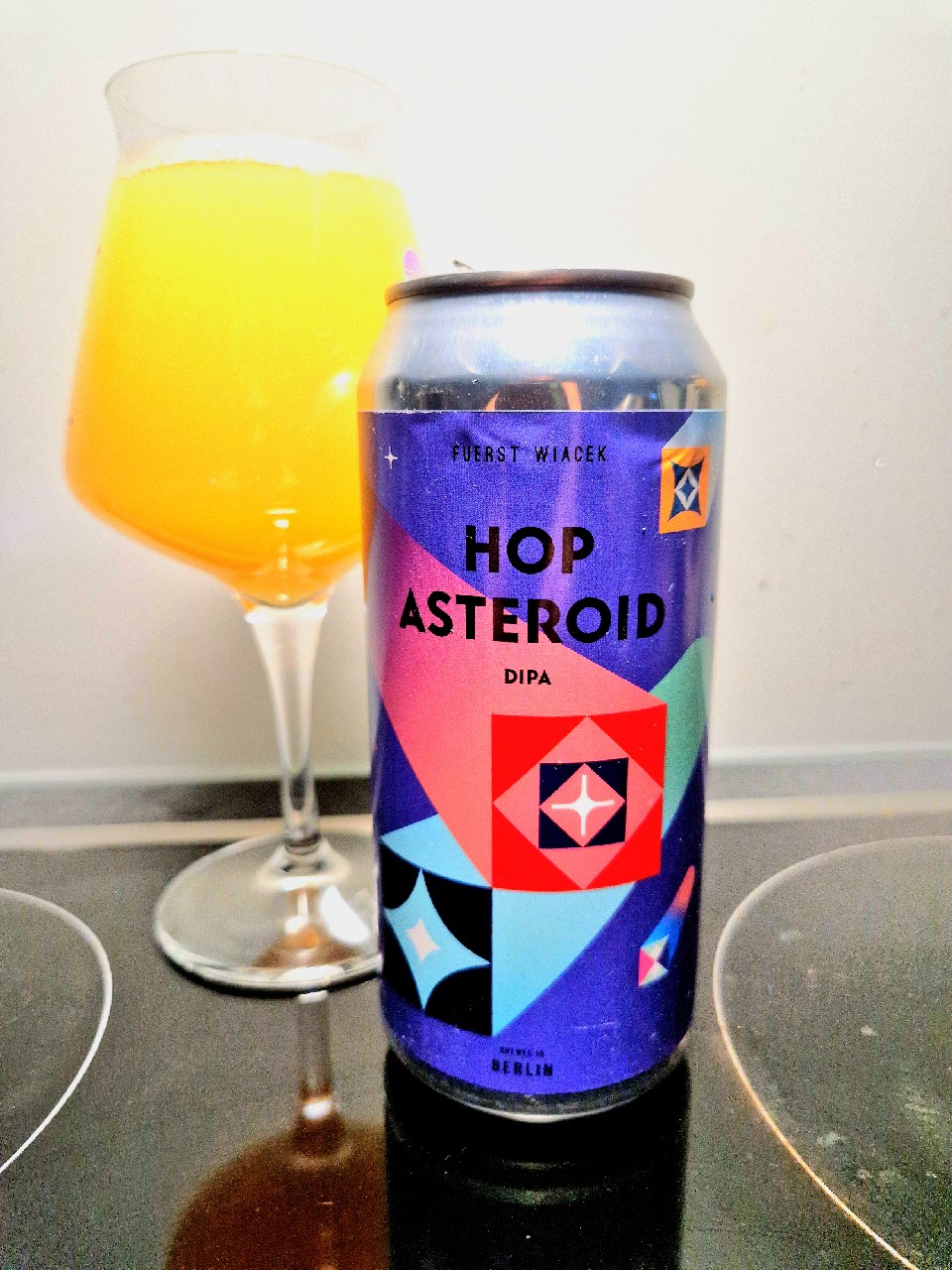 Hop Asteroid, Fuerst Wiacek Berlin