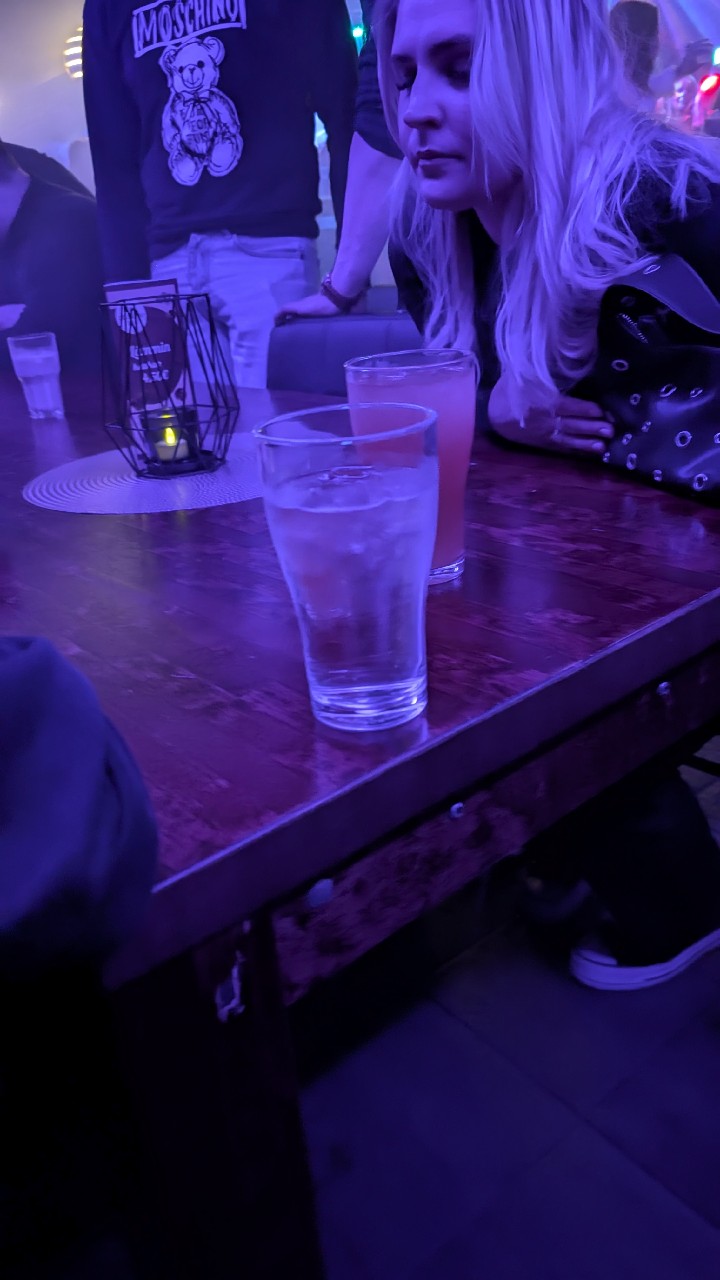 Hartwall Hard Seltzer päärynä, Finland