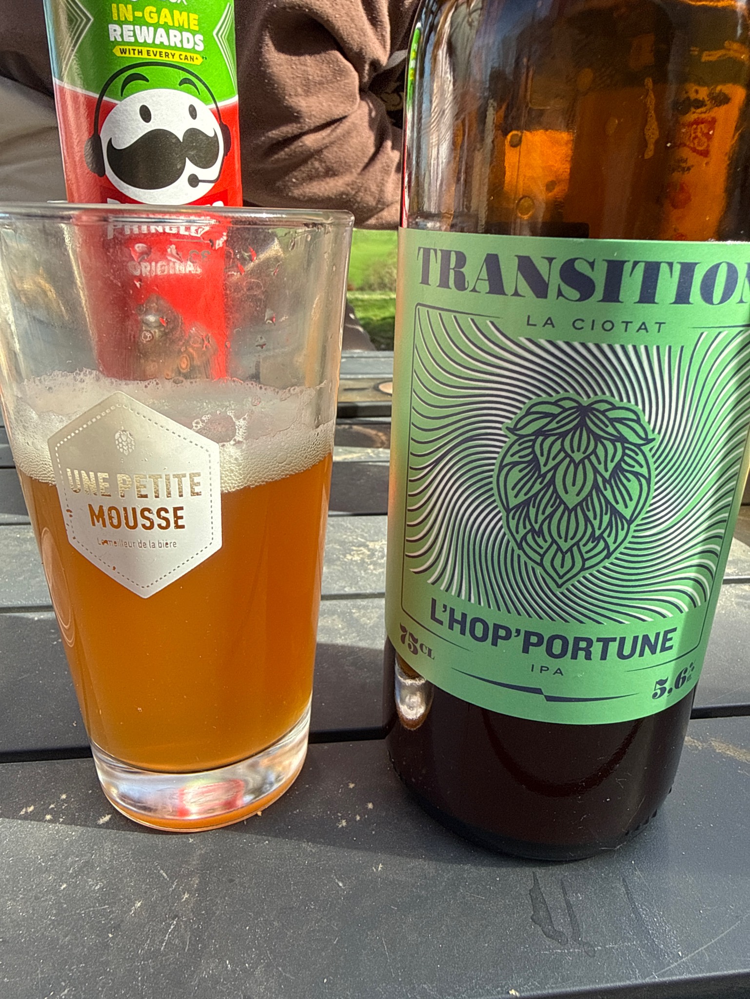 L'hop'portune, Transitions