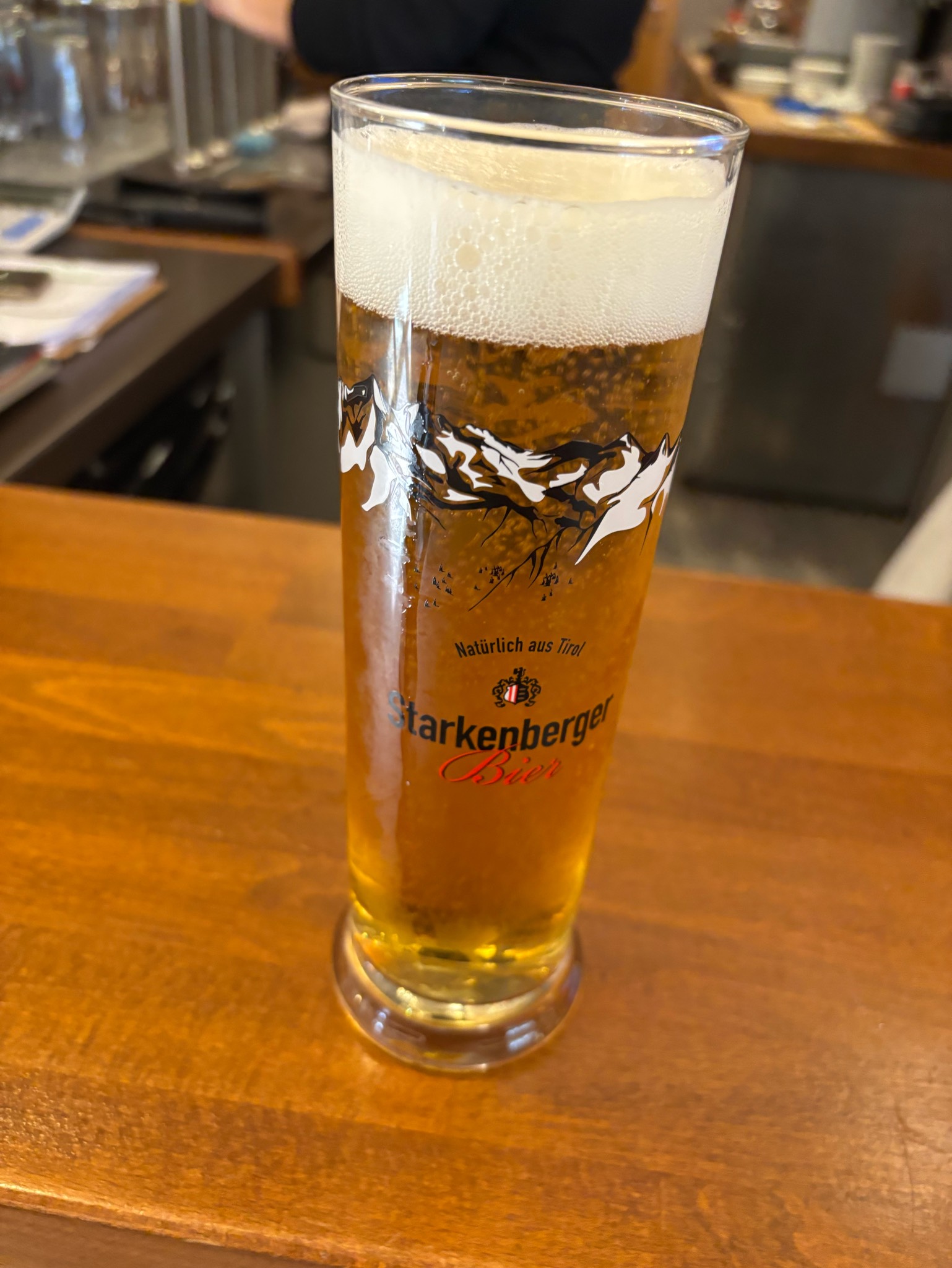 Starkenberger Märzen / Tiroler Märzen, Brauerei Schloss Starkenberg