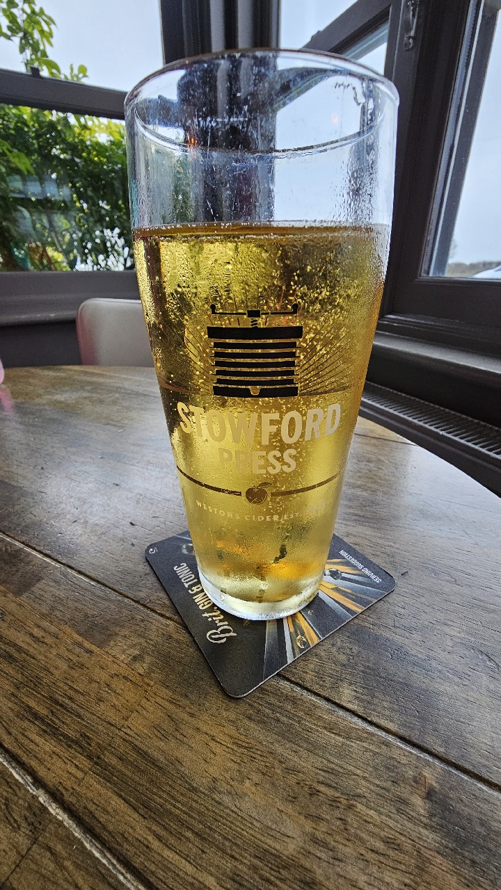Stowford Press Traditional English Dry, Westons Cider