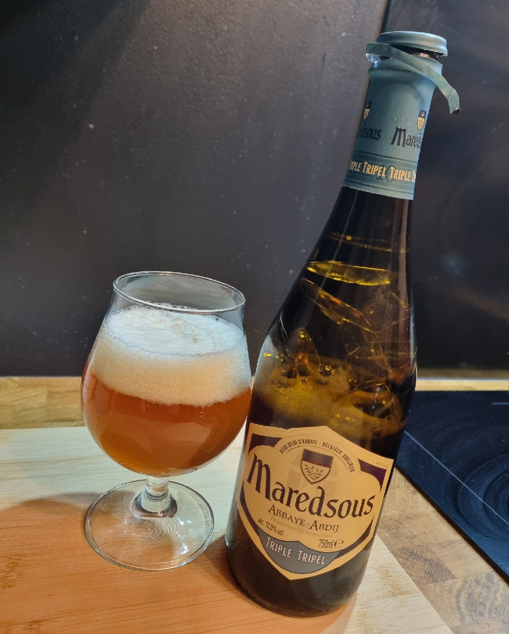 Maredsous 10° Triple, Belgium