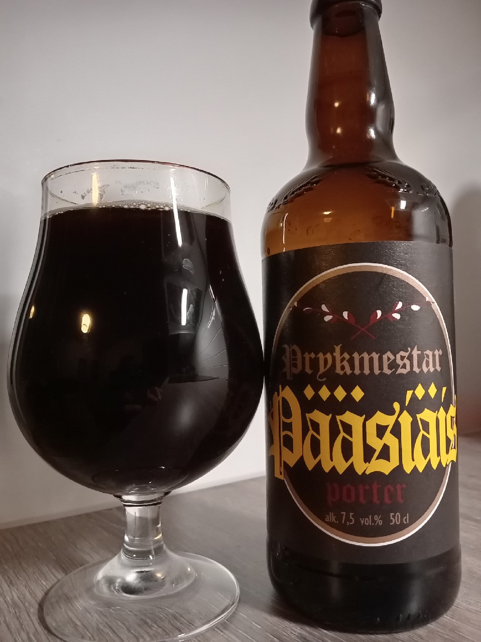 Prykmestar Suklainen Pääsiäisporter, Finland