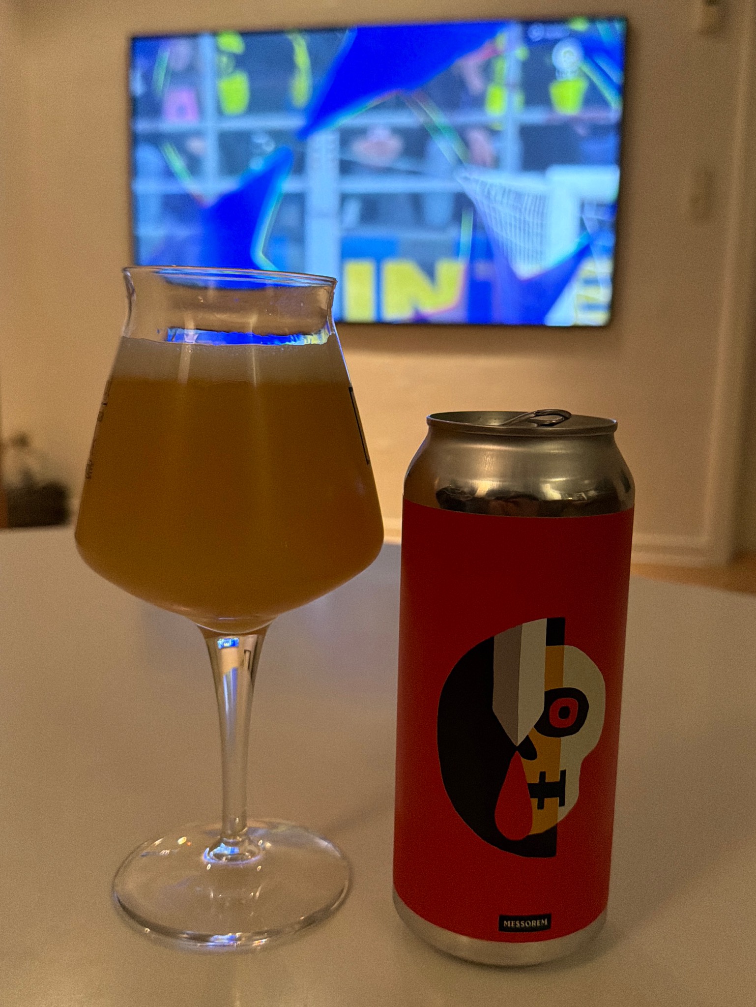 Les Angles Morts, Canada