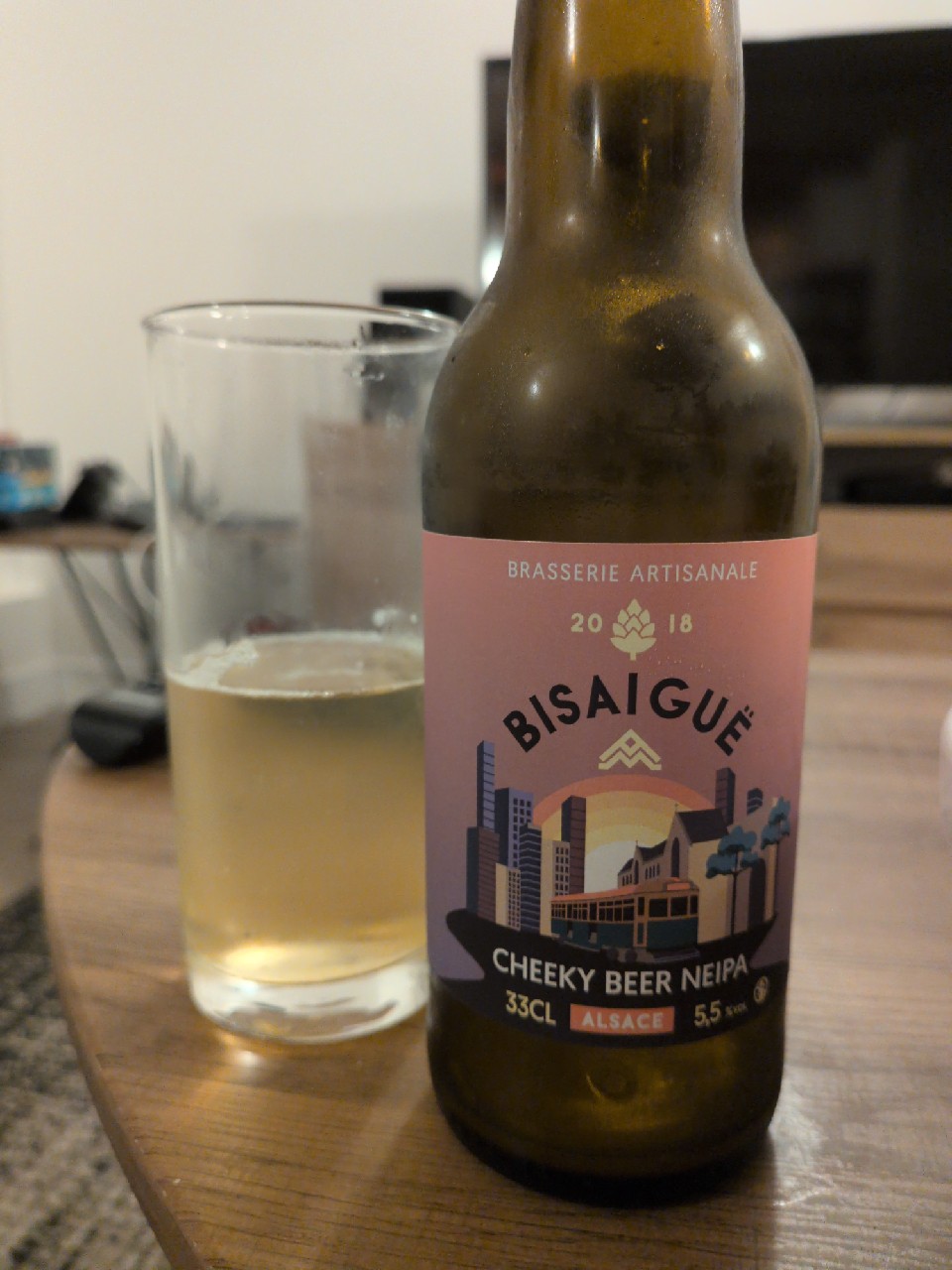 Cheeky Beer NEIPA, Brasserie Bisaiguë