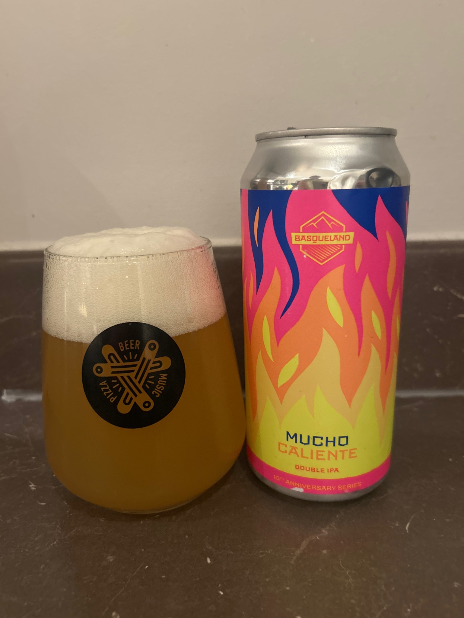 Mucho Caliente, Spain