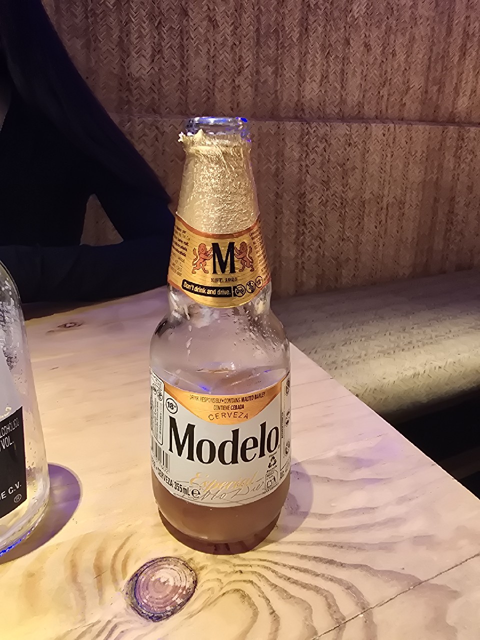 Modelo Especial, Mexico