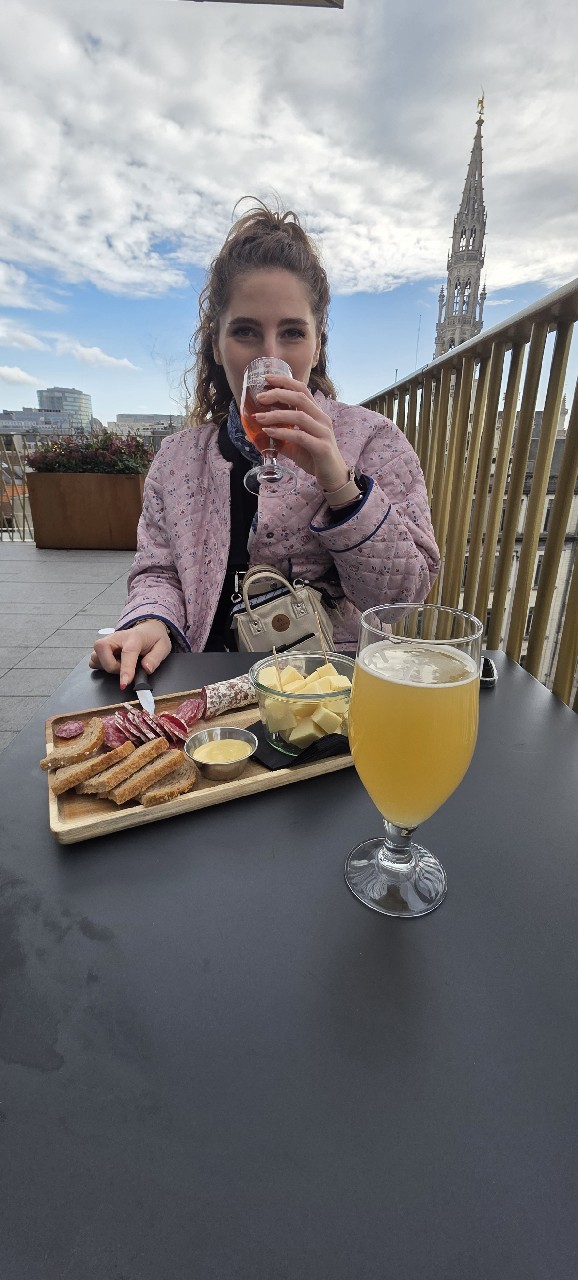 Blanche De Namur, Belgium
