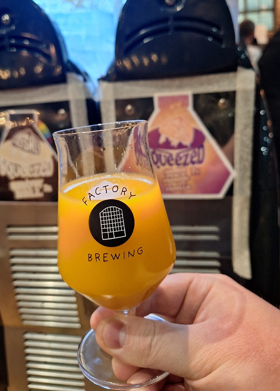Freshly Squeezed: Mango + Peach + Passion Fruit + Vanilla, Finland