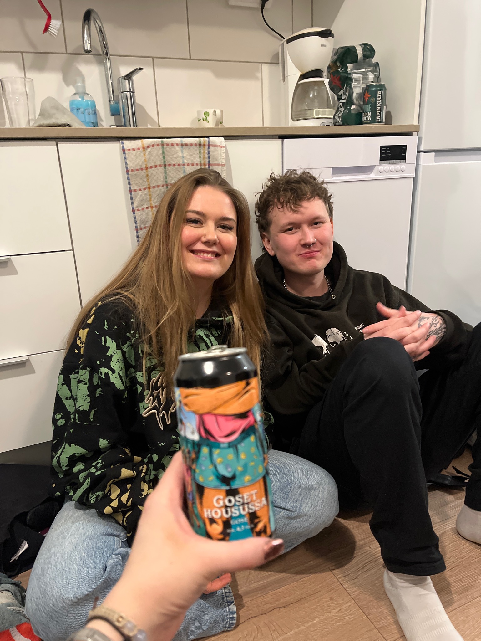 Goset Housussa, Finland