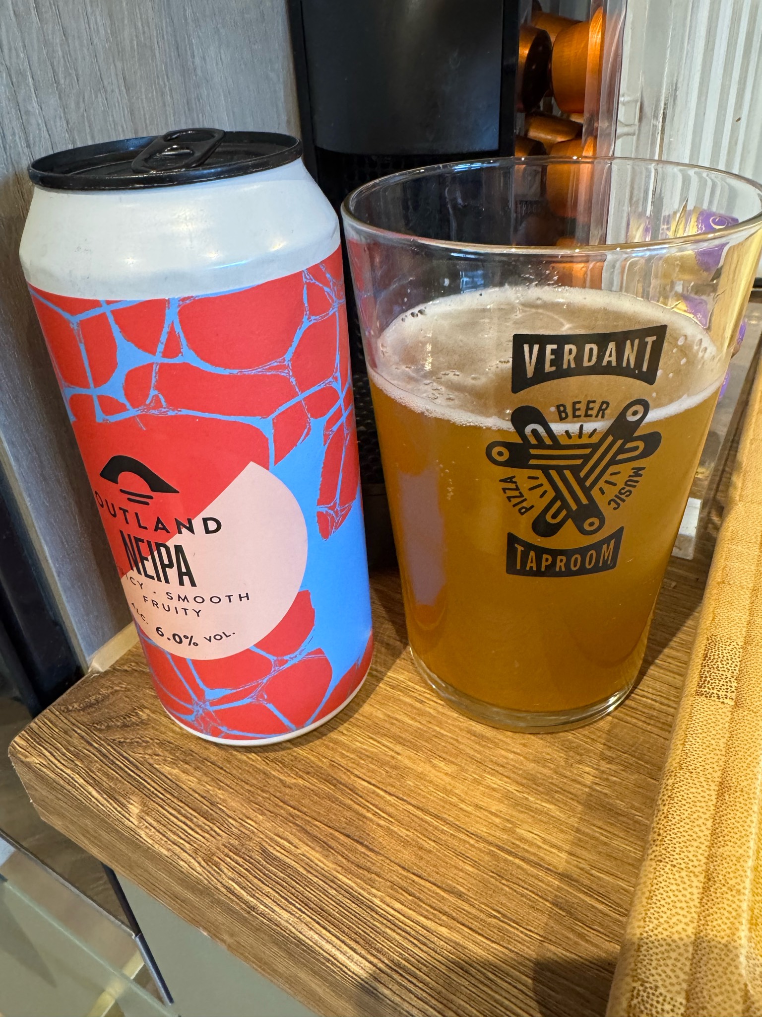 Outland NEIPA, Badger Brewery (Hall & Woodhouse)