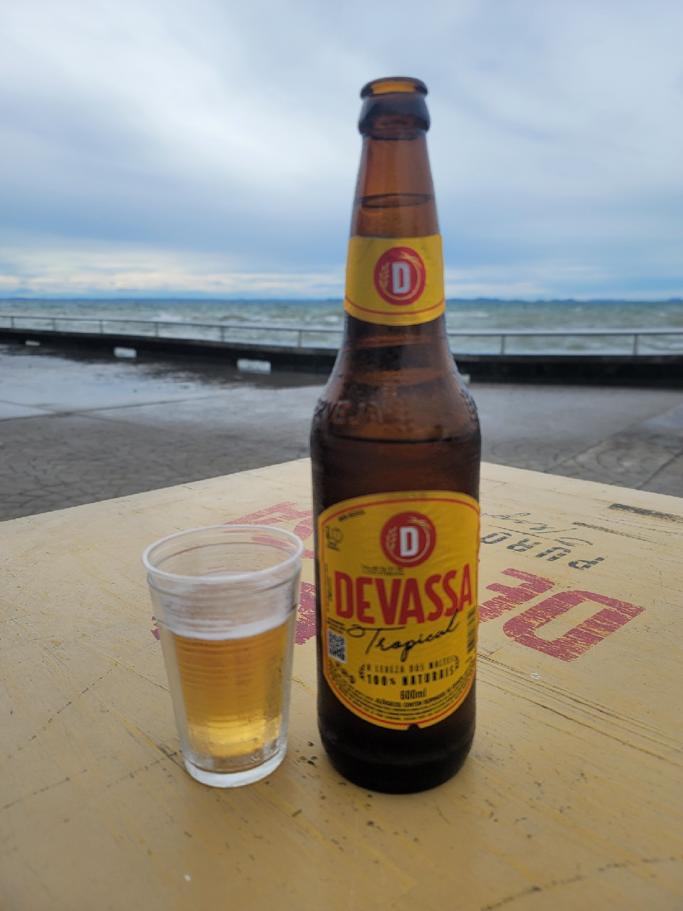 Devassa Tropical Lager, Devassa (Brasil Kirin)