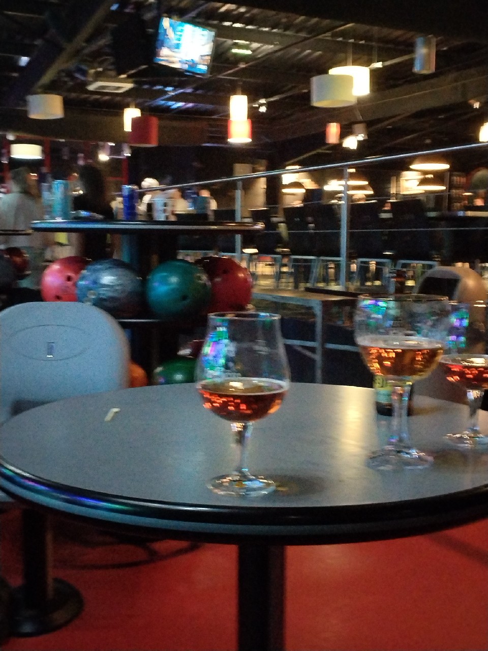 La Bête Ambrée, France