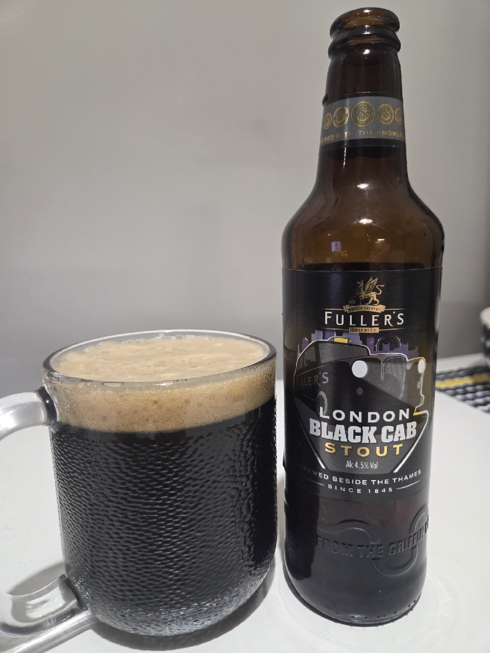 Black Cab, Fuller's Griffin Brewery (Asahi Breweries)