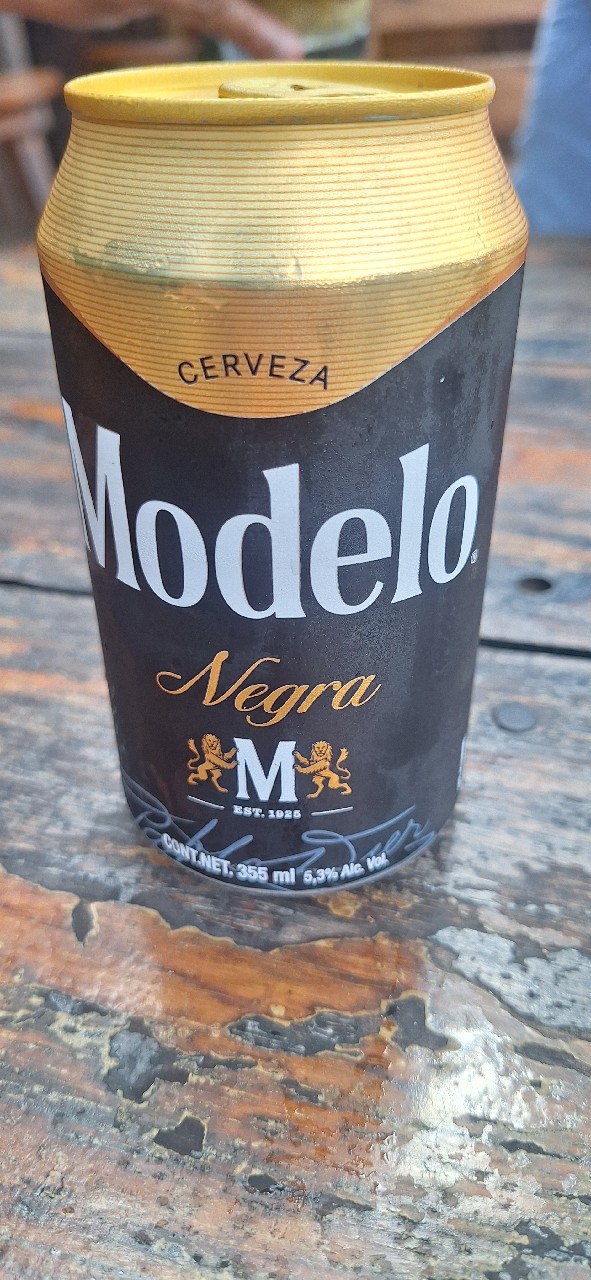 Modelo Negra / Negra Modelo, Mexico