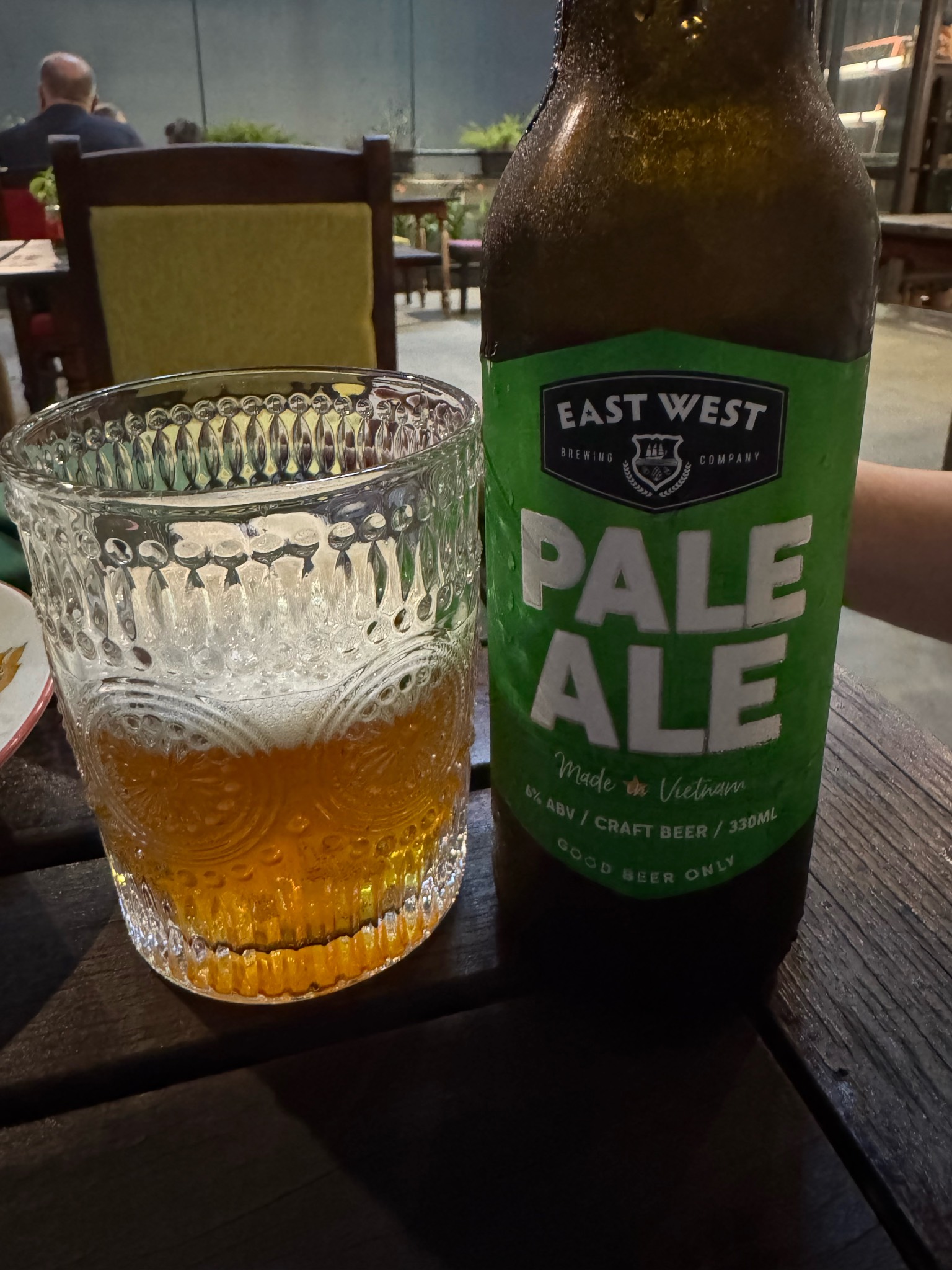 East West Pale Ale, East West Brewing Co.
