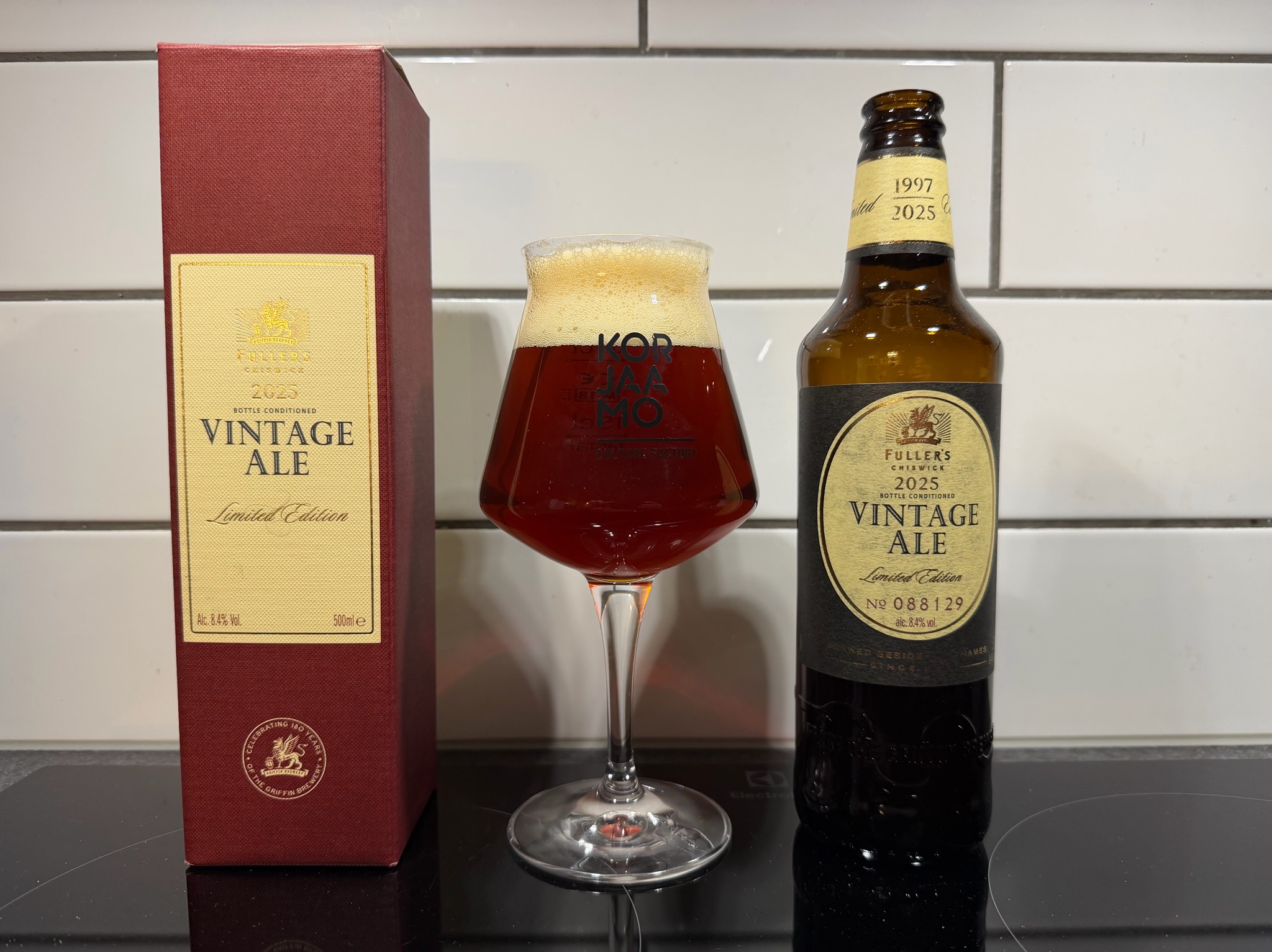 Vintage Ale (2025), Fuller's Griffin Brewery (Asahi Breweries)