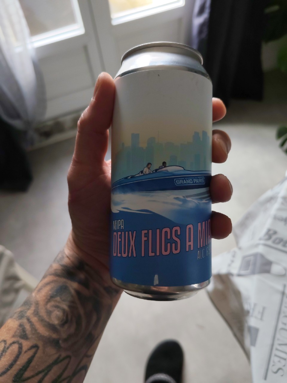 Deux Flics À Miami, Brasserie Du Grand Paris